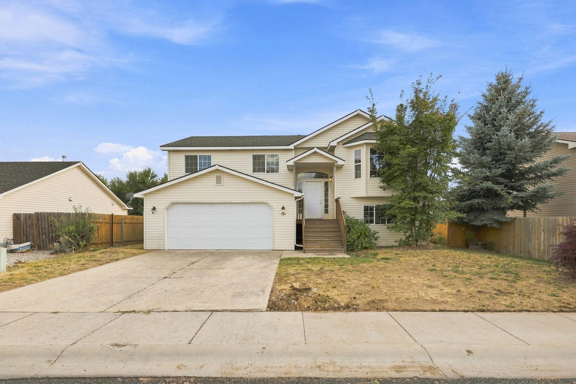 328 E Beverly Ave - Photo 3