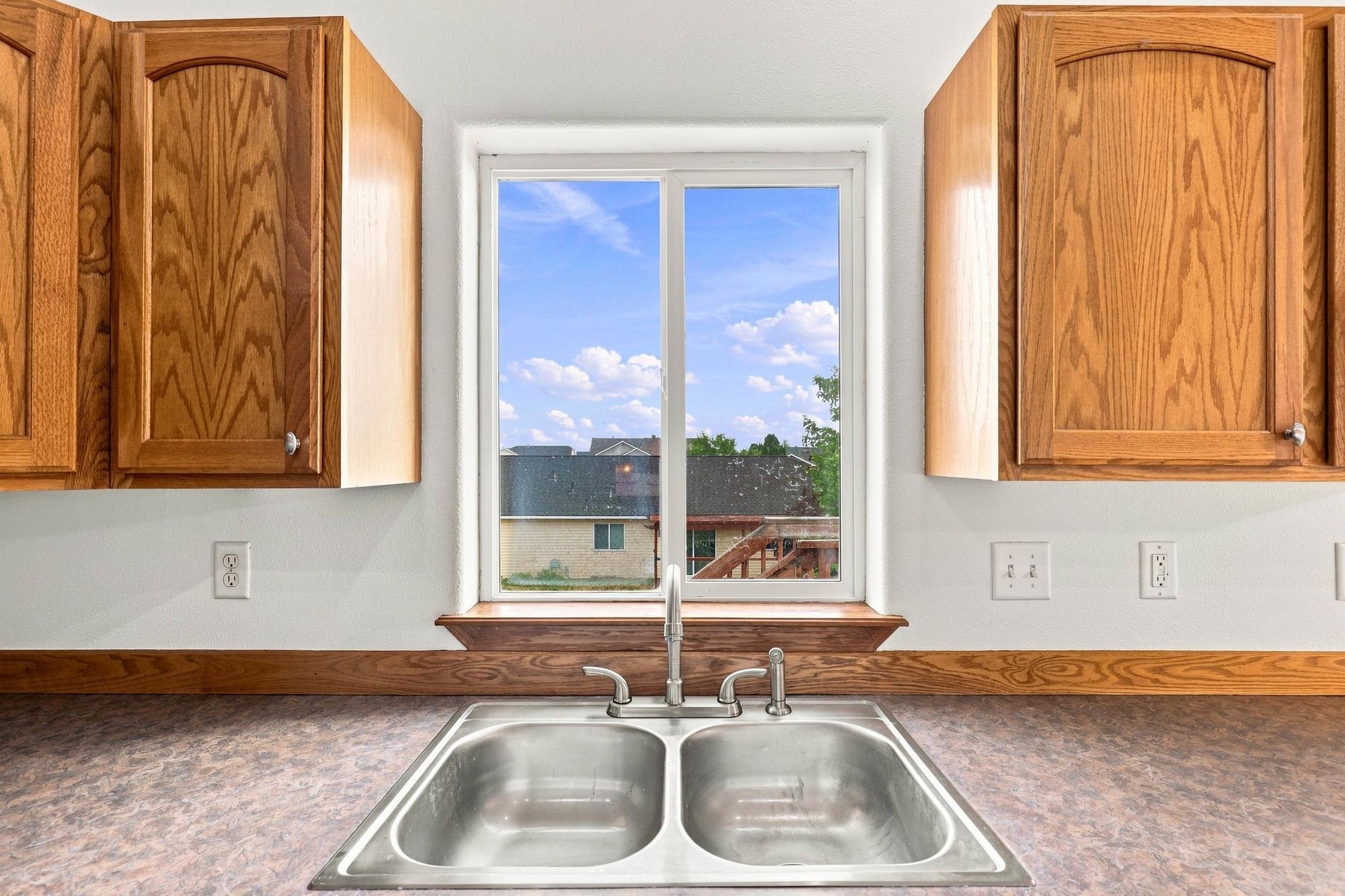 328 E Beverly Ave - Photo 11