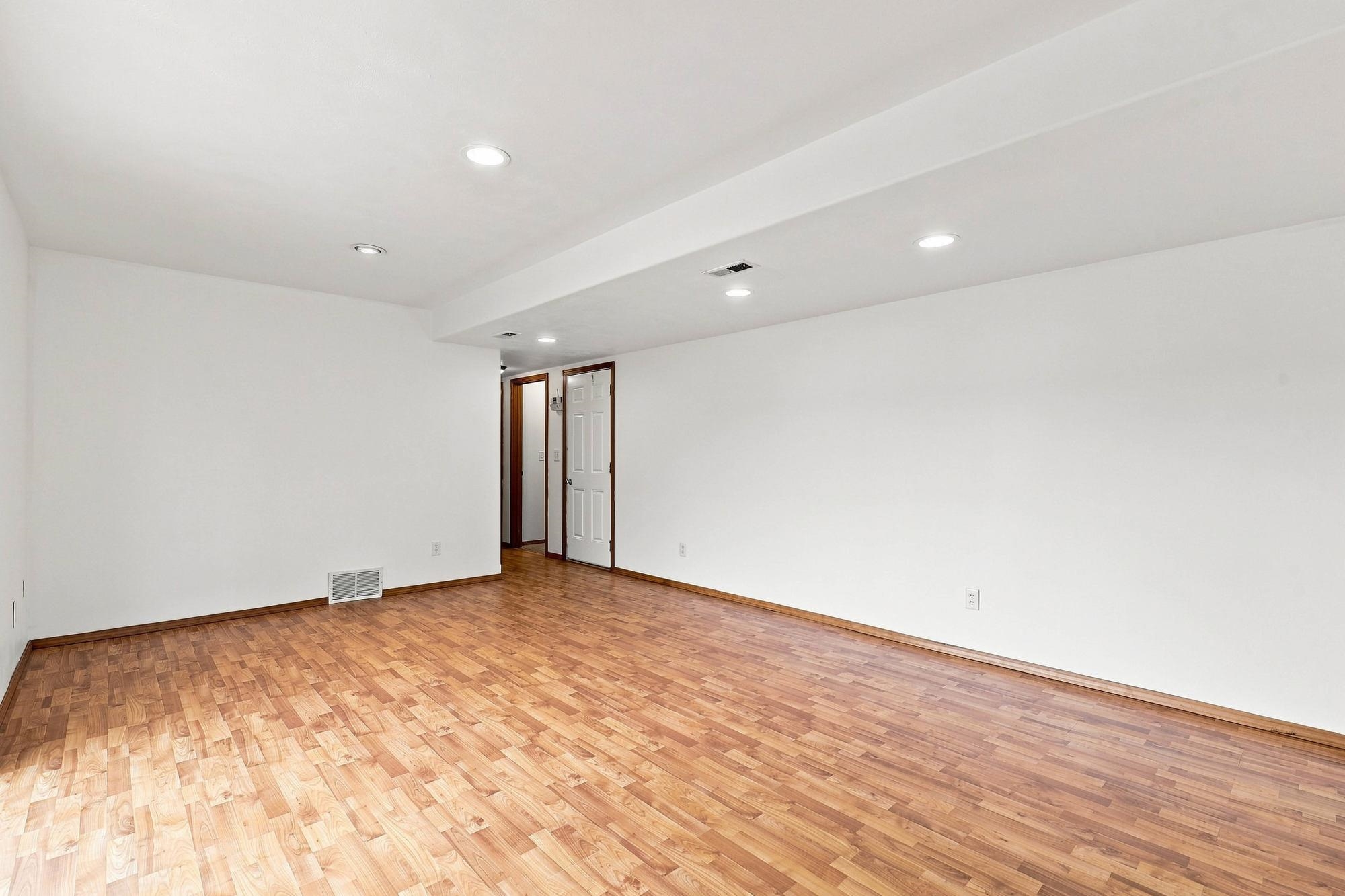 328 E Beverly Ave - Photo 20