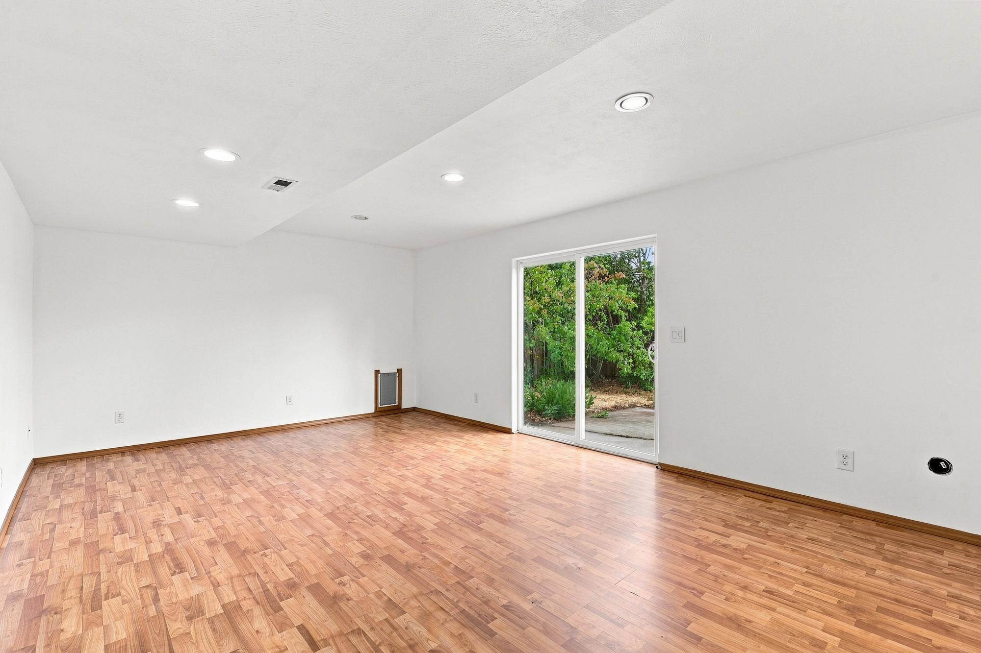 328 E Beverly Ave - Photo 19
