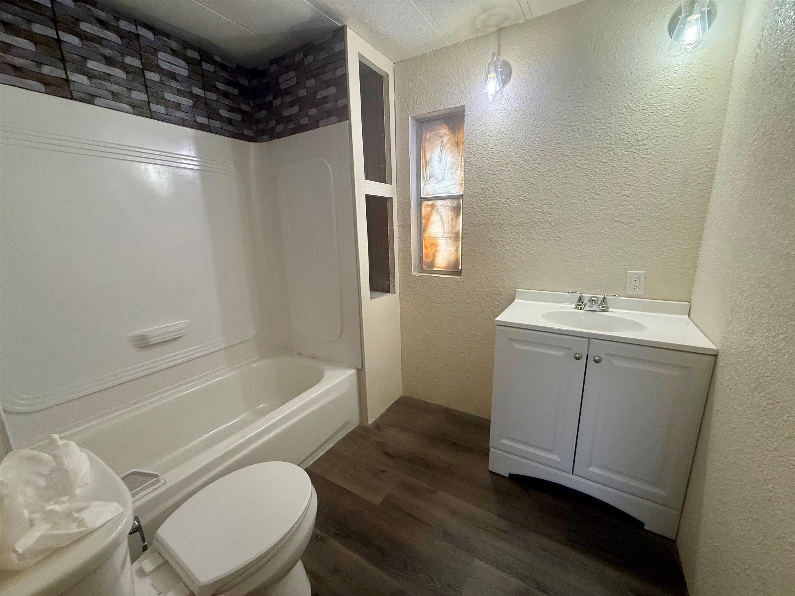 5820 E 4th Ave - Photo 10