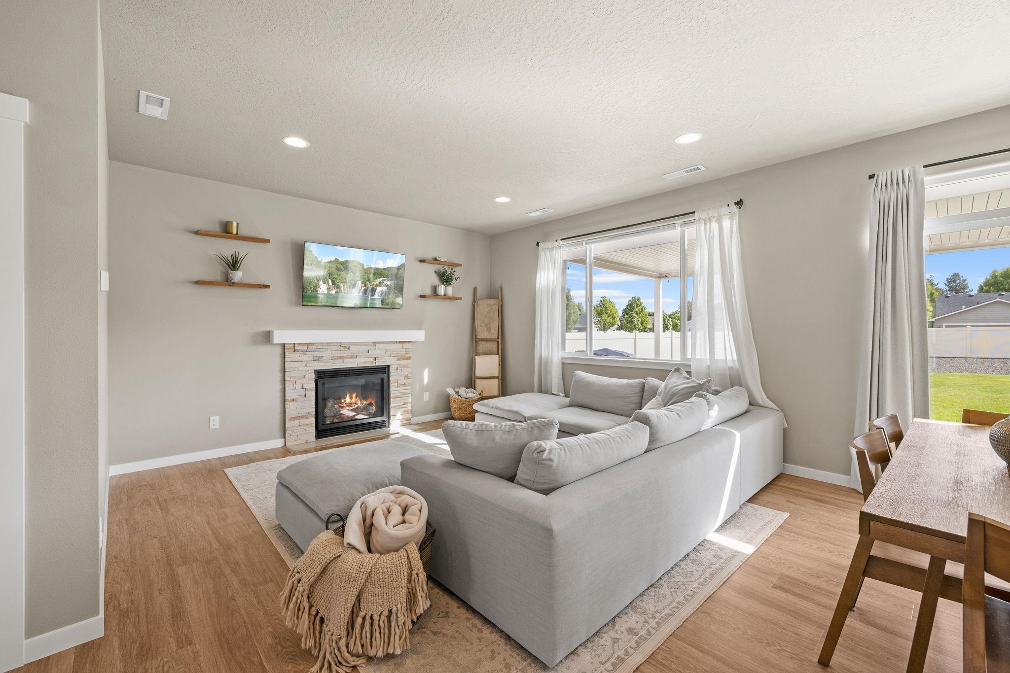 1650 N Meyers Ct - Photo 14
