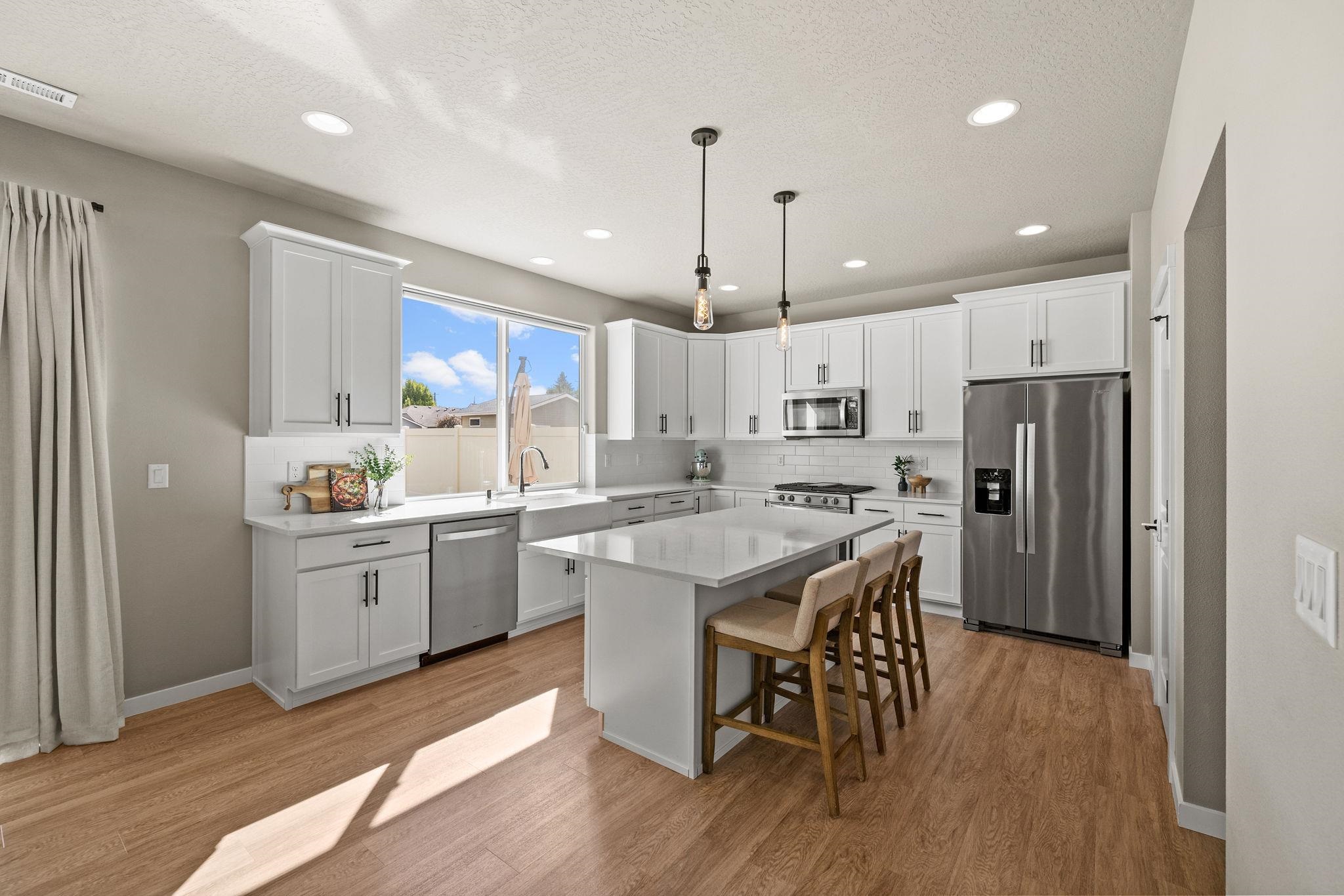 1650 N Meyers Ct - Photo 6
