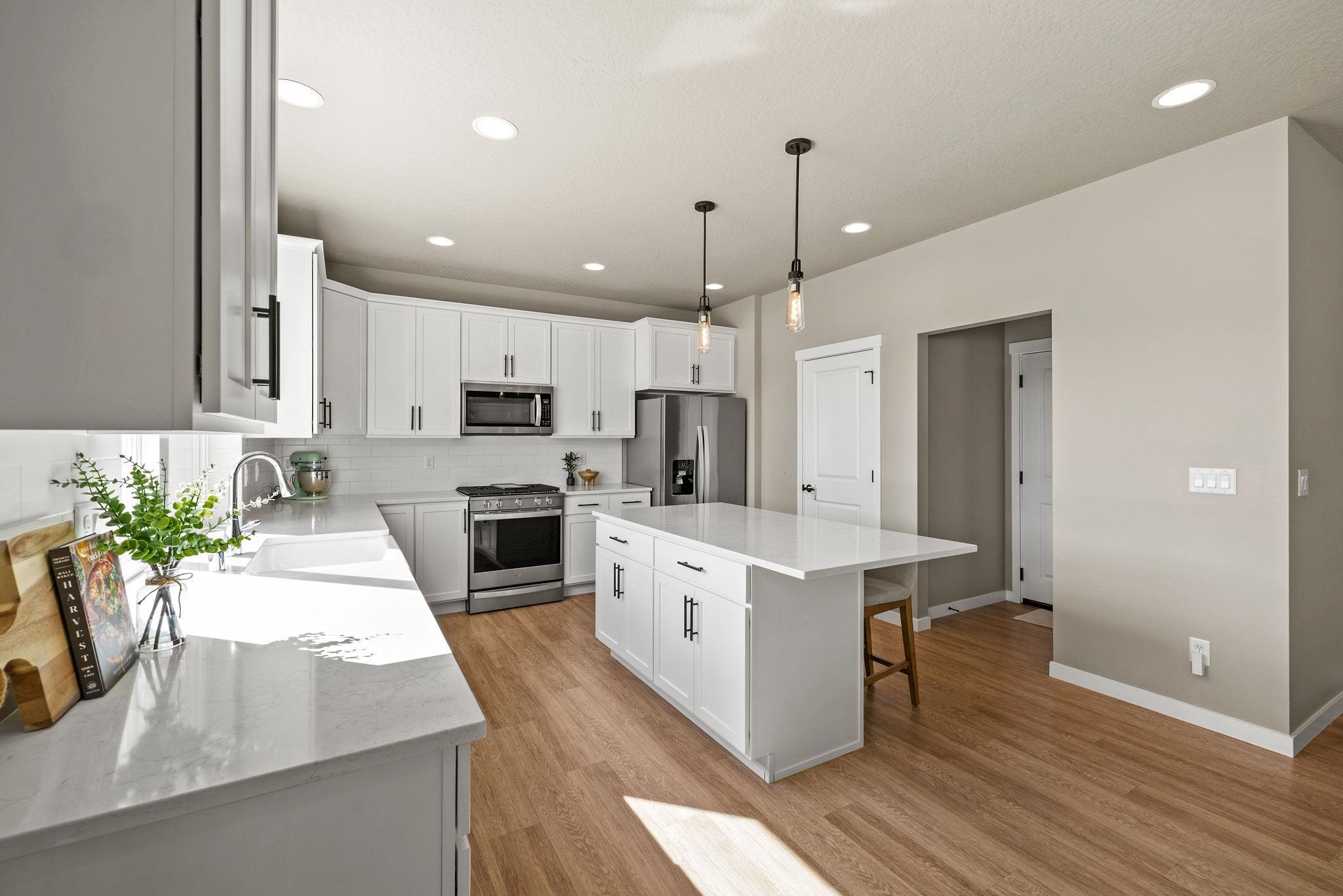 1650 N Meyers Ct - Photo 7