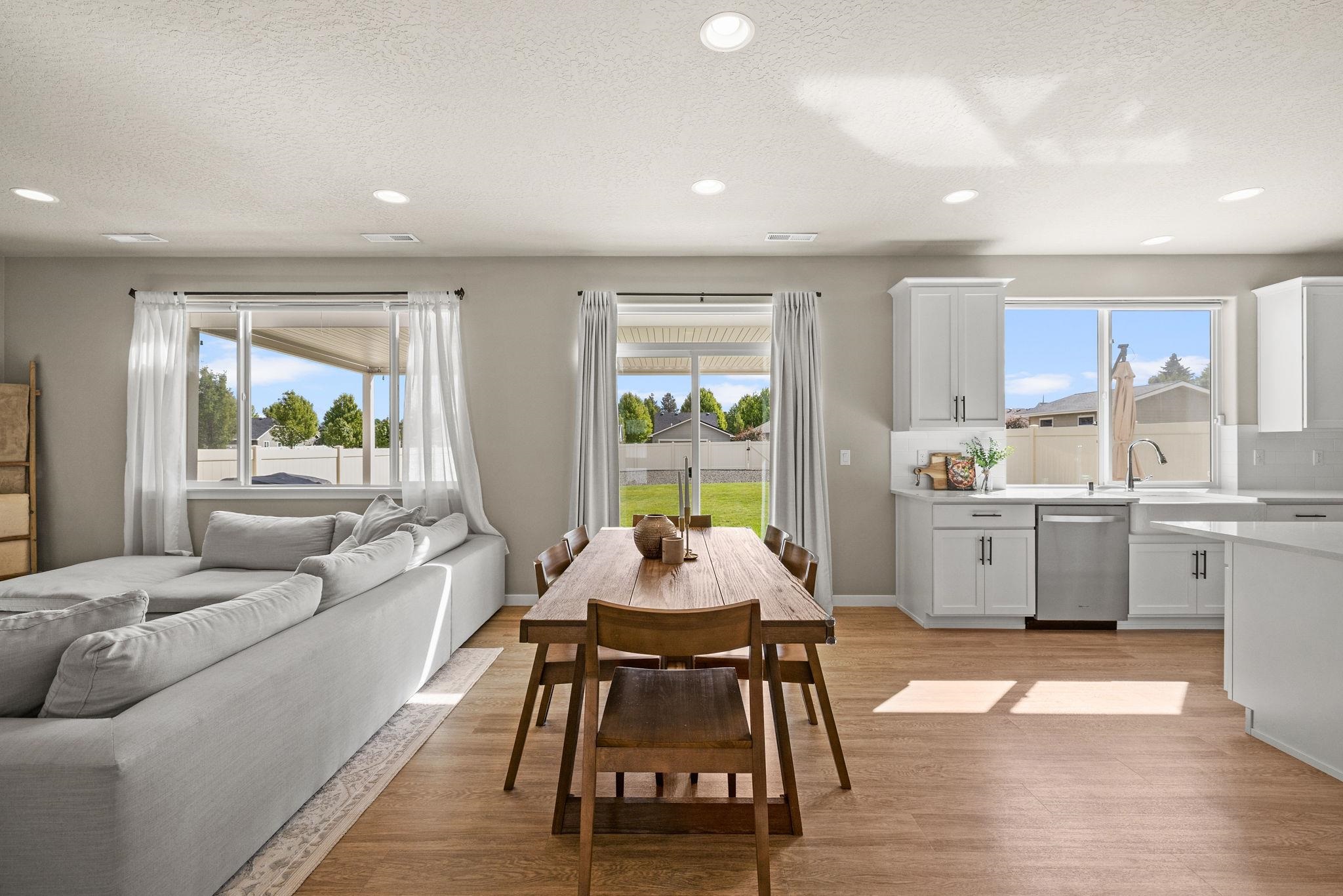1650 N Meyers Ct - Photo 12
