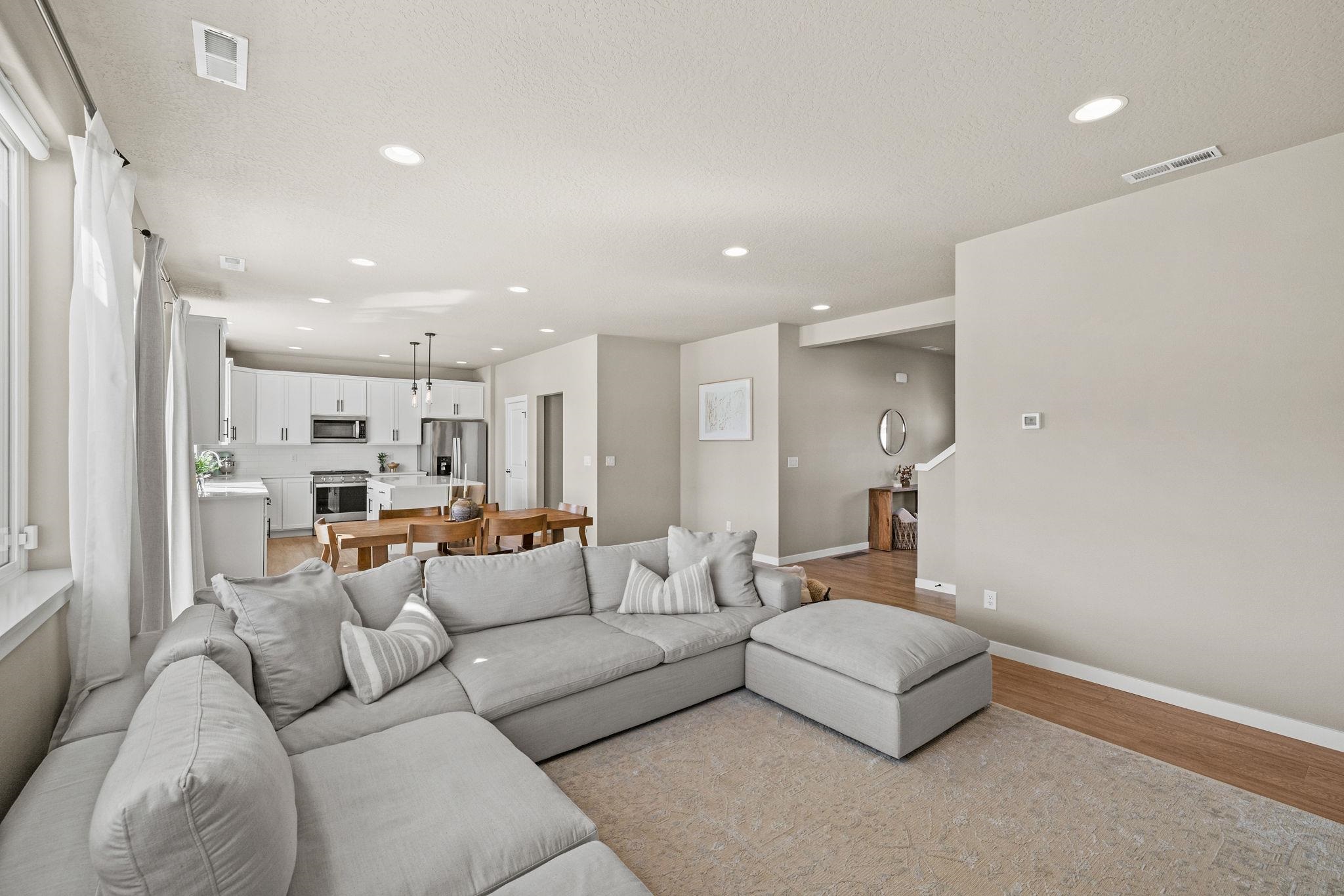 1650 N Meyers Ct - Photo 16