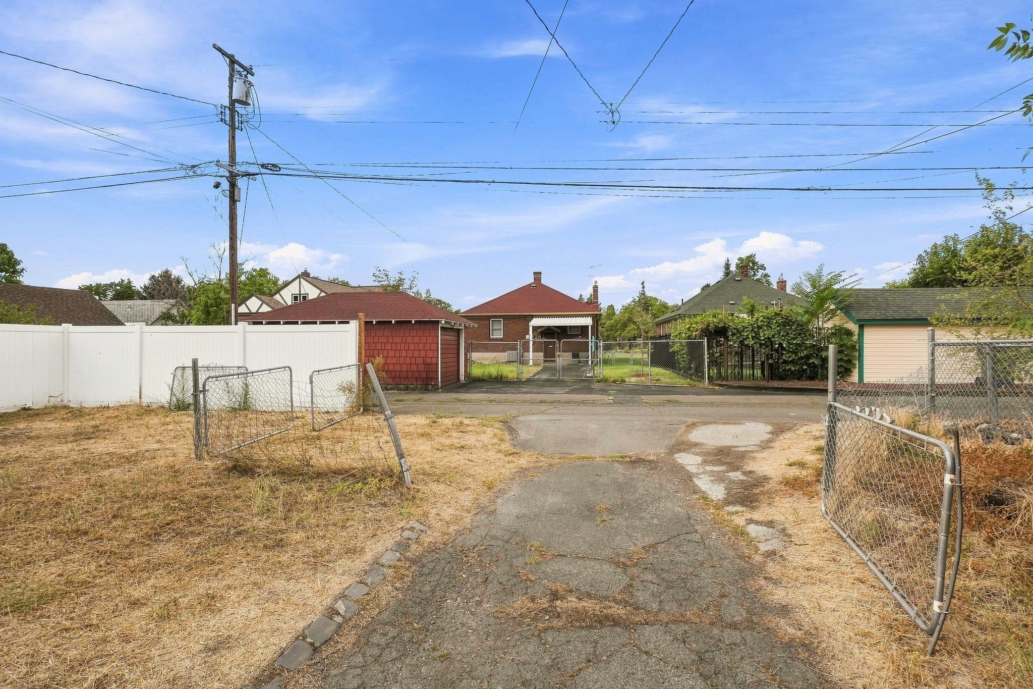 2523 N Calispel St - Photo 29