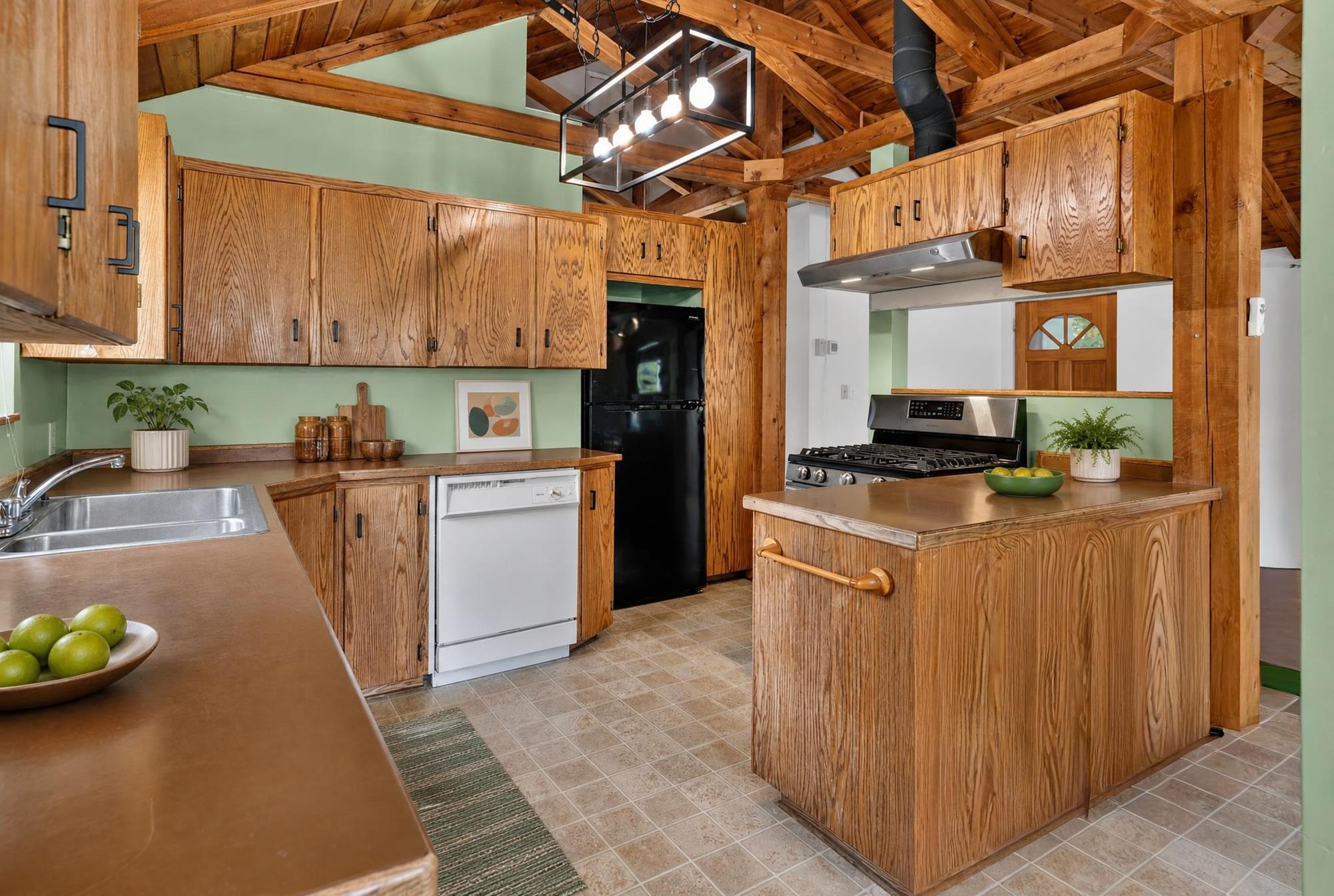 10208 N Andrew St - Photo 8