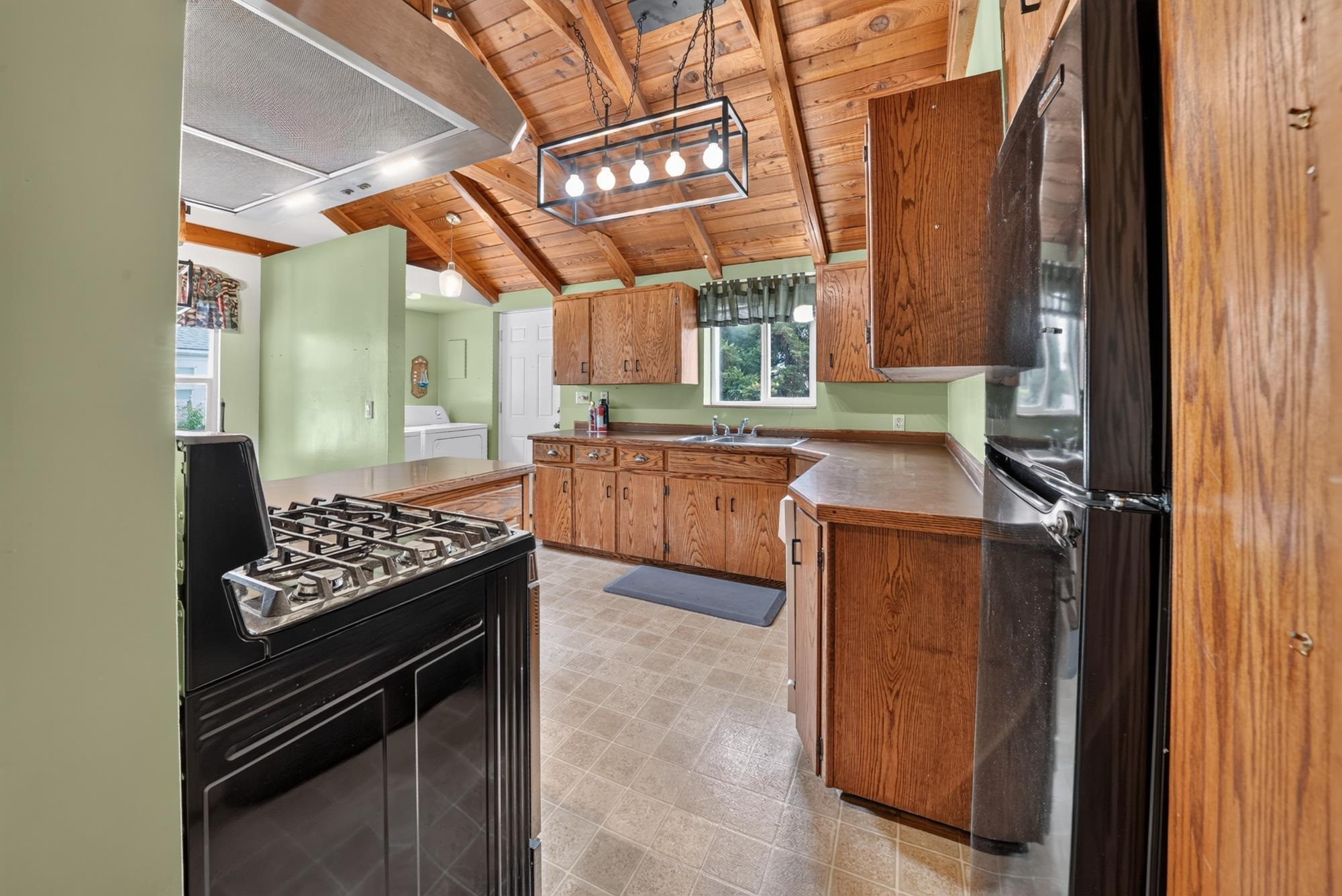 10208 N Andrew St - Photo 10