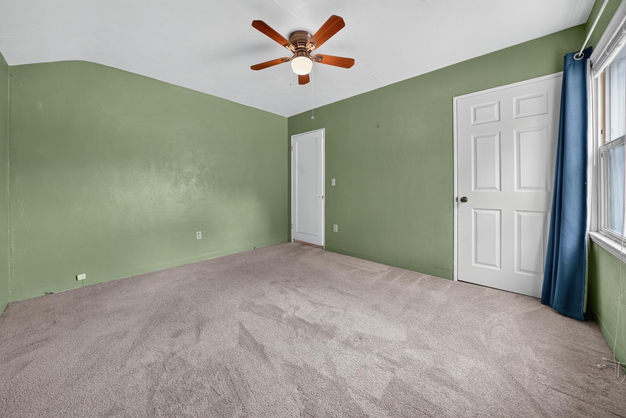 10208 N Andrew St - Photo 14
