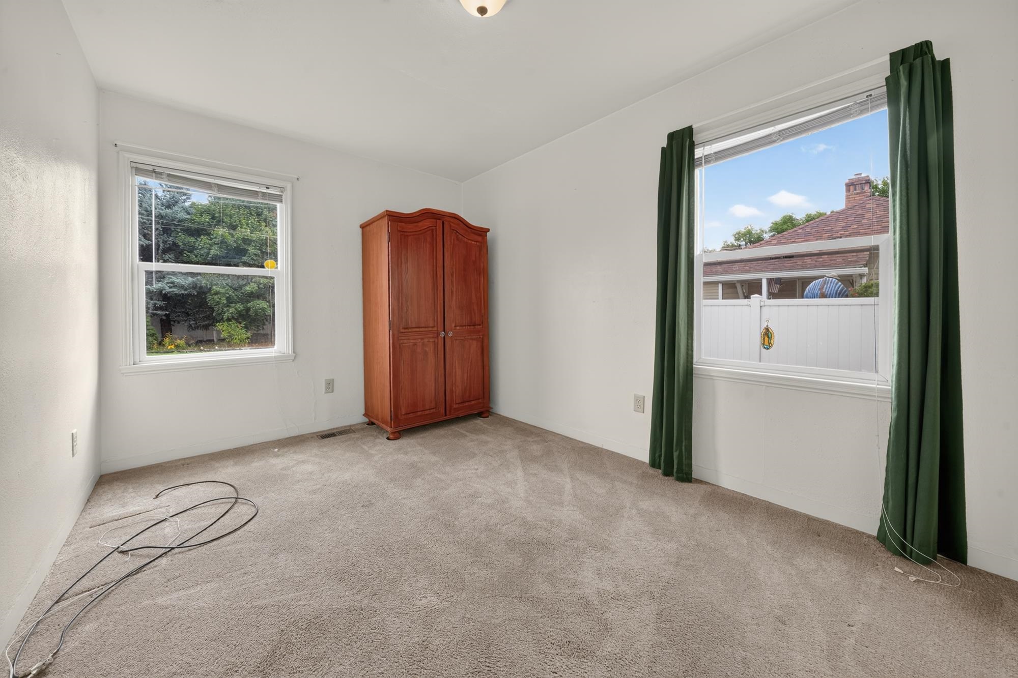 10208 N Andrew St - Photo 16