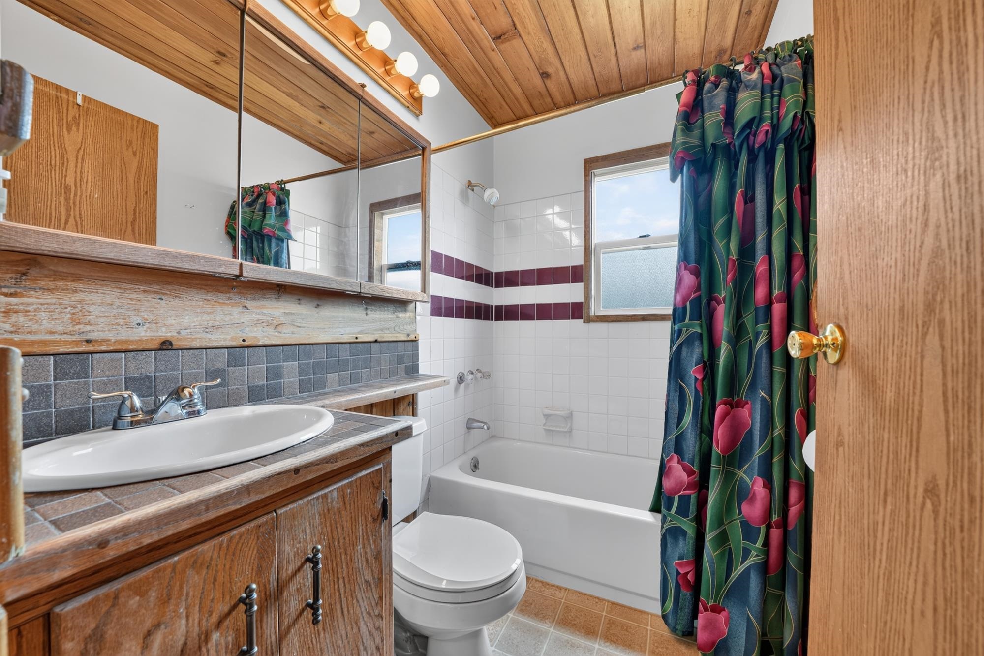10208 N Andrew St - Photo 20