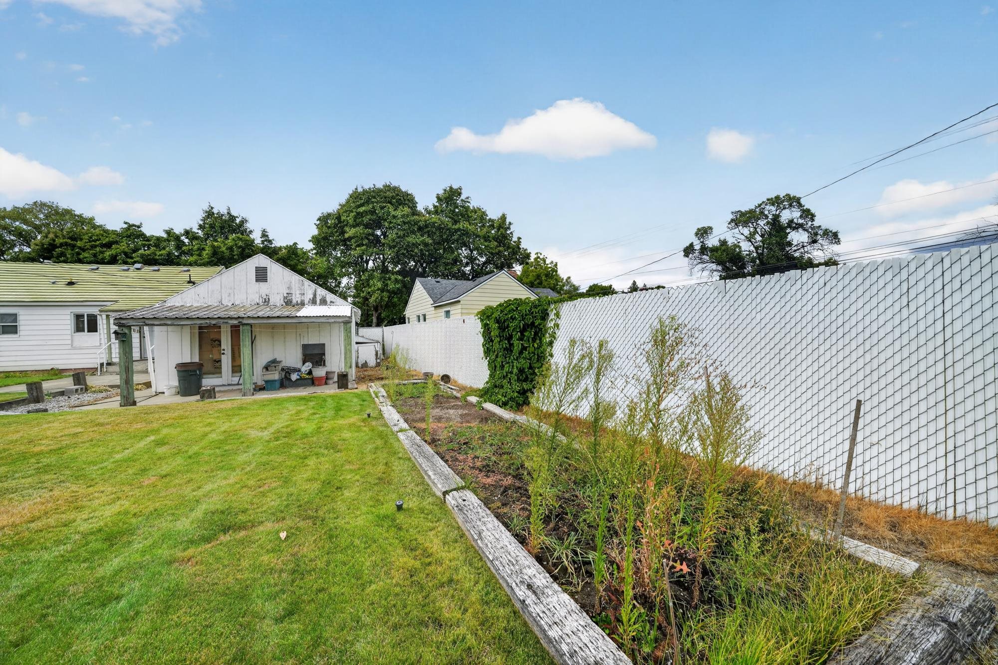 10208 N Andrew St - Photo 25