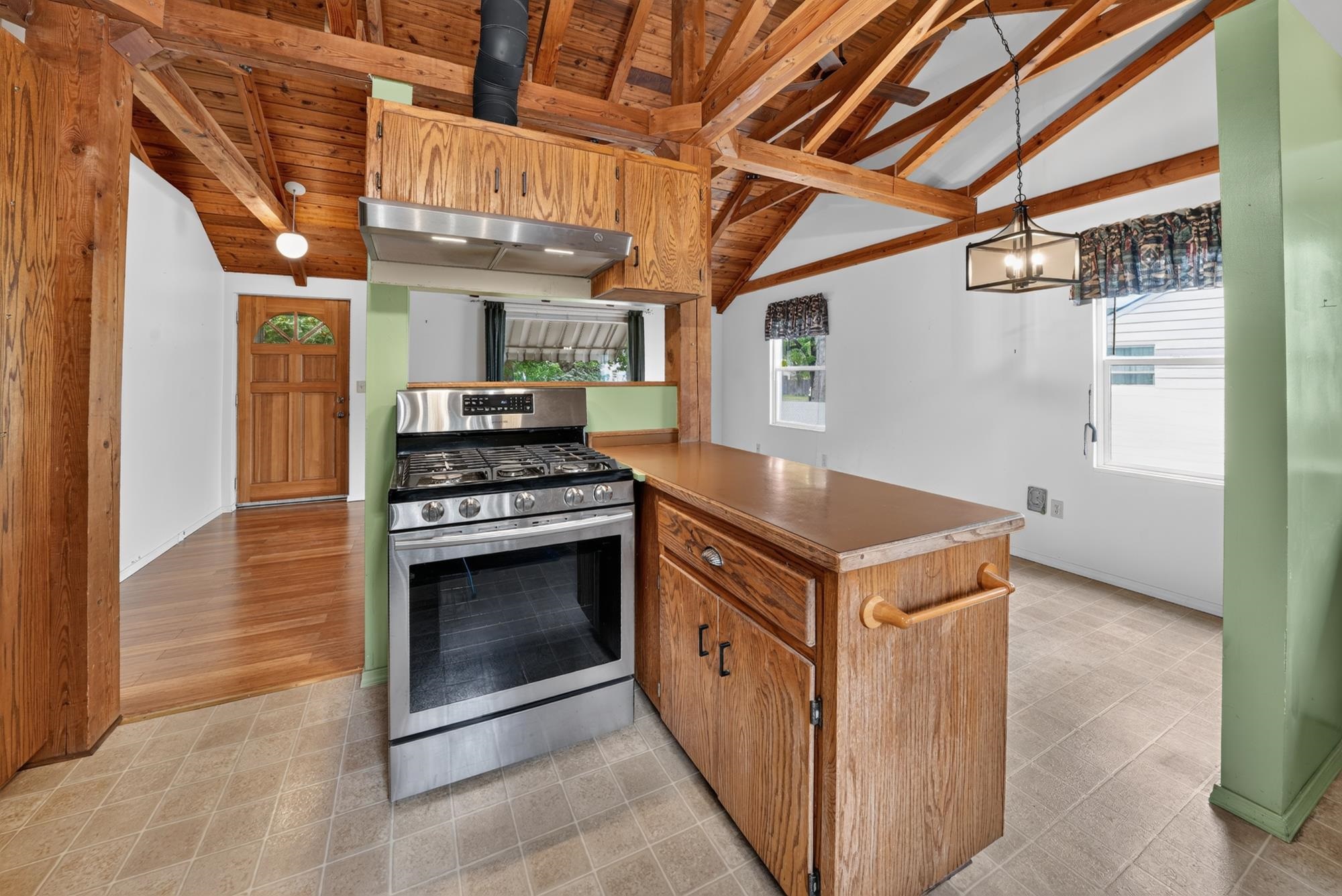 10208 N Andrew St - Photo 11