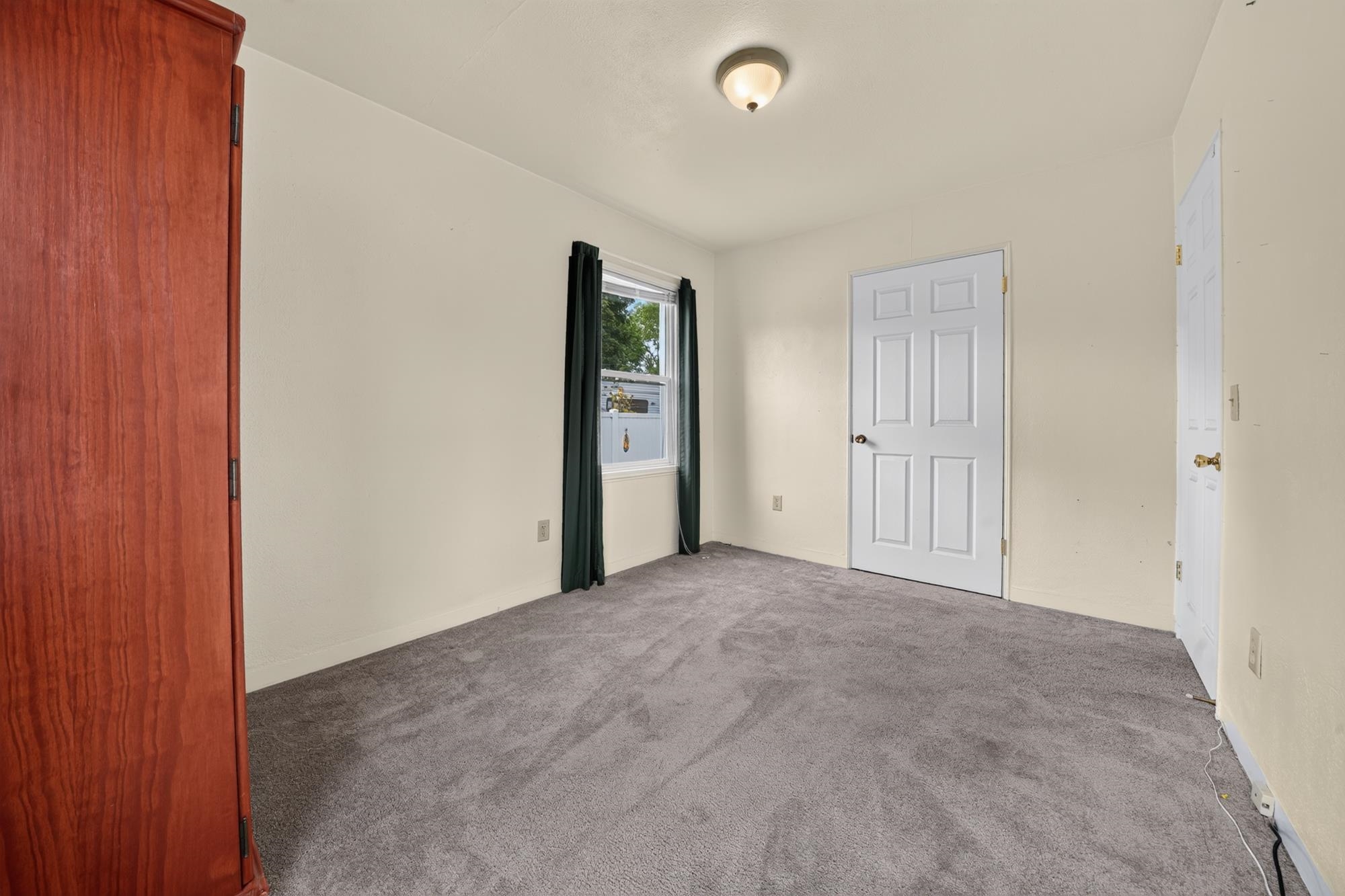10208 N Andrew St - Photo 19