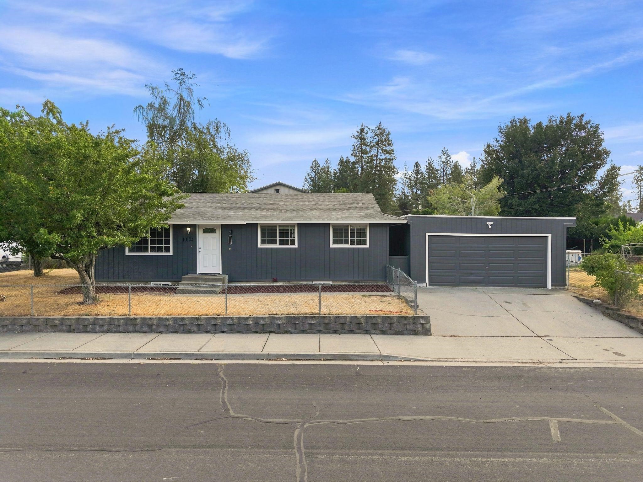 10104 E 13th Ave - Photo 1