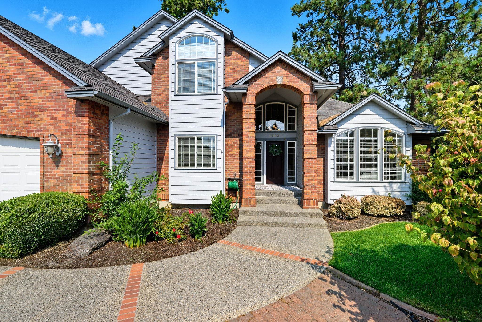 5203 S Hogan Ct - Photo 1