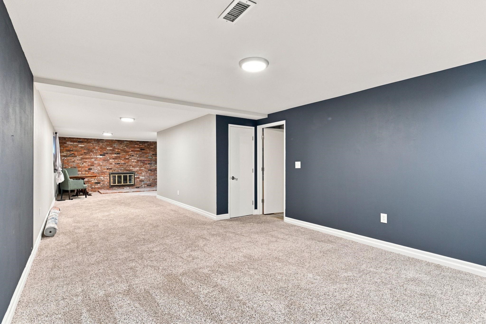 2652 E 33rd Ave - Photo 24
