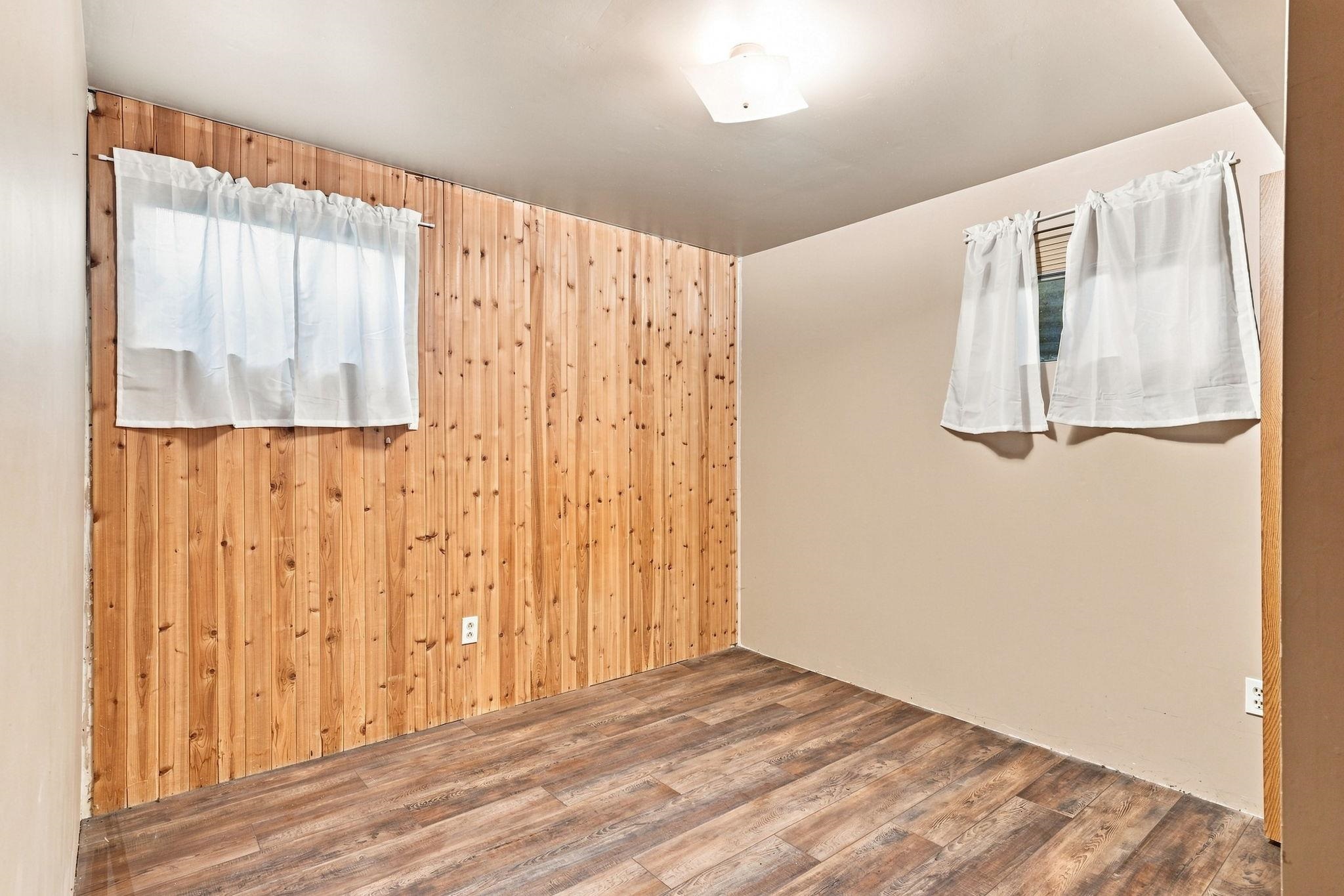 2652 E 33rd Ave - Photo 25
