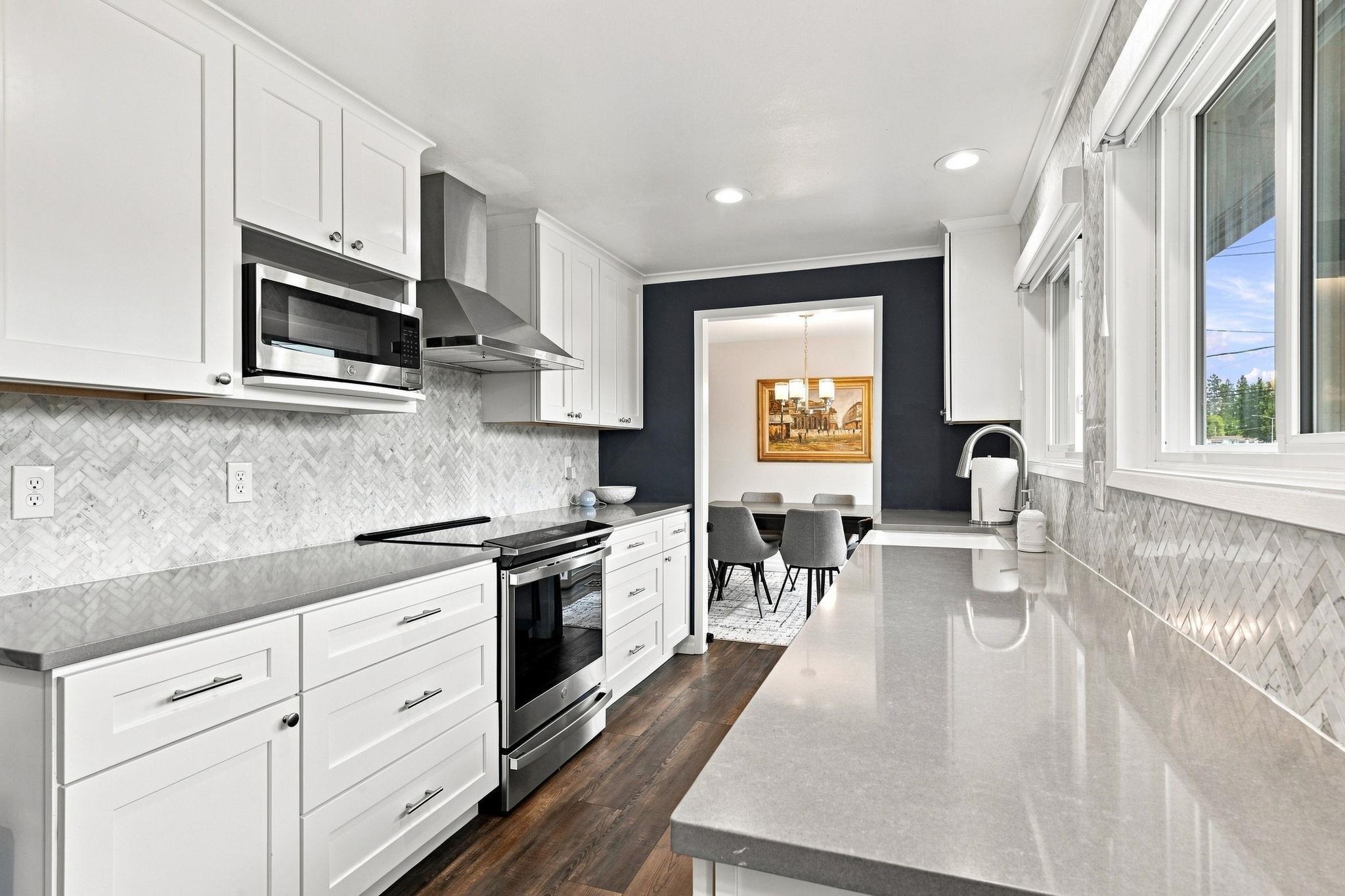 2652 E 33rd Ave - Photo 4