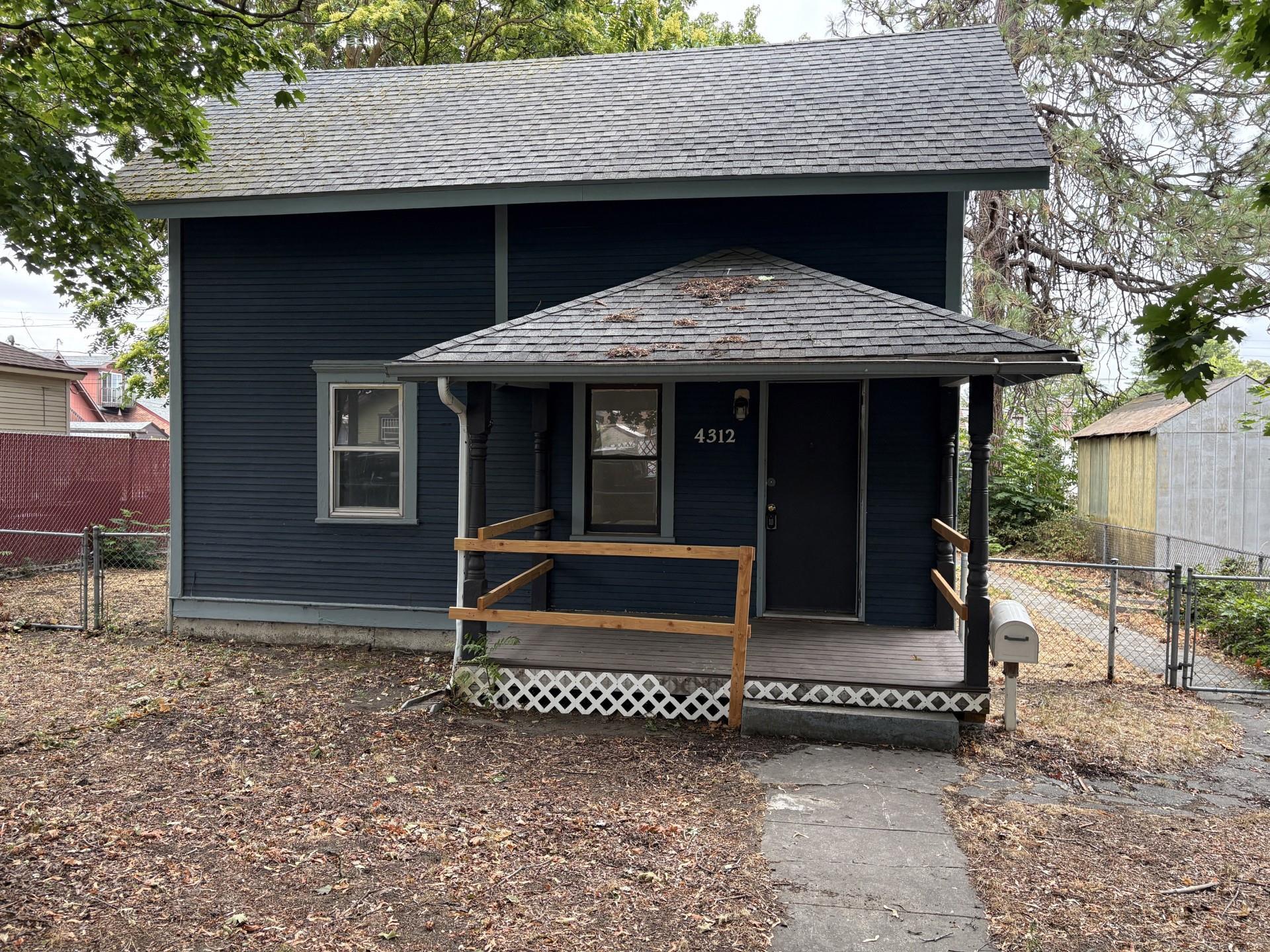 4312 N Post St - Photo 1
