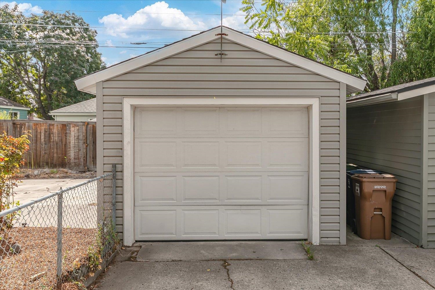 2721 W Lacrosse Ave - Photo 16