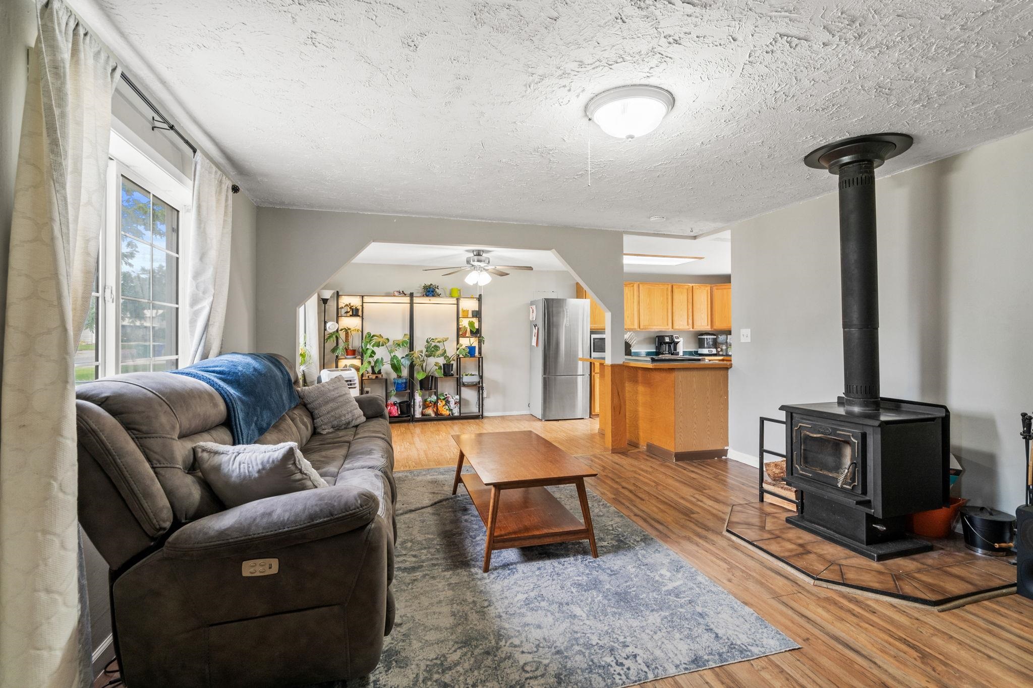 10508 E 15th Ave - Photo 5