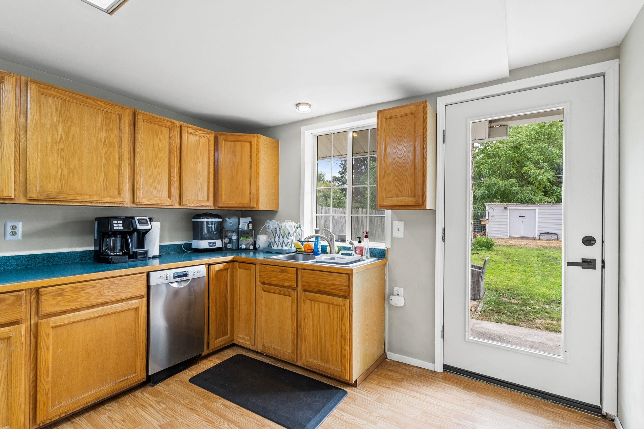 10508 E 15th Ave - Photo 15
