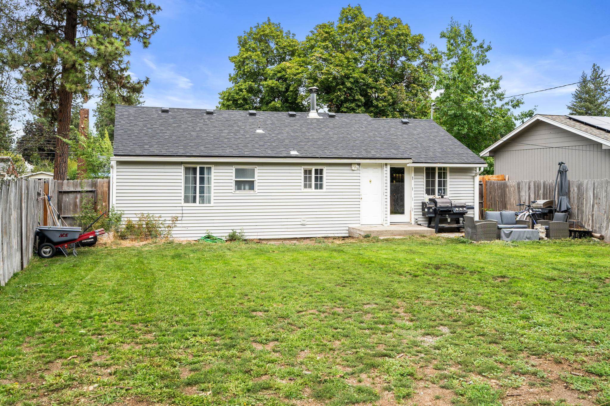 10508 E 15th Ave - Photo 33