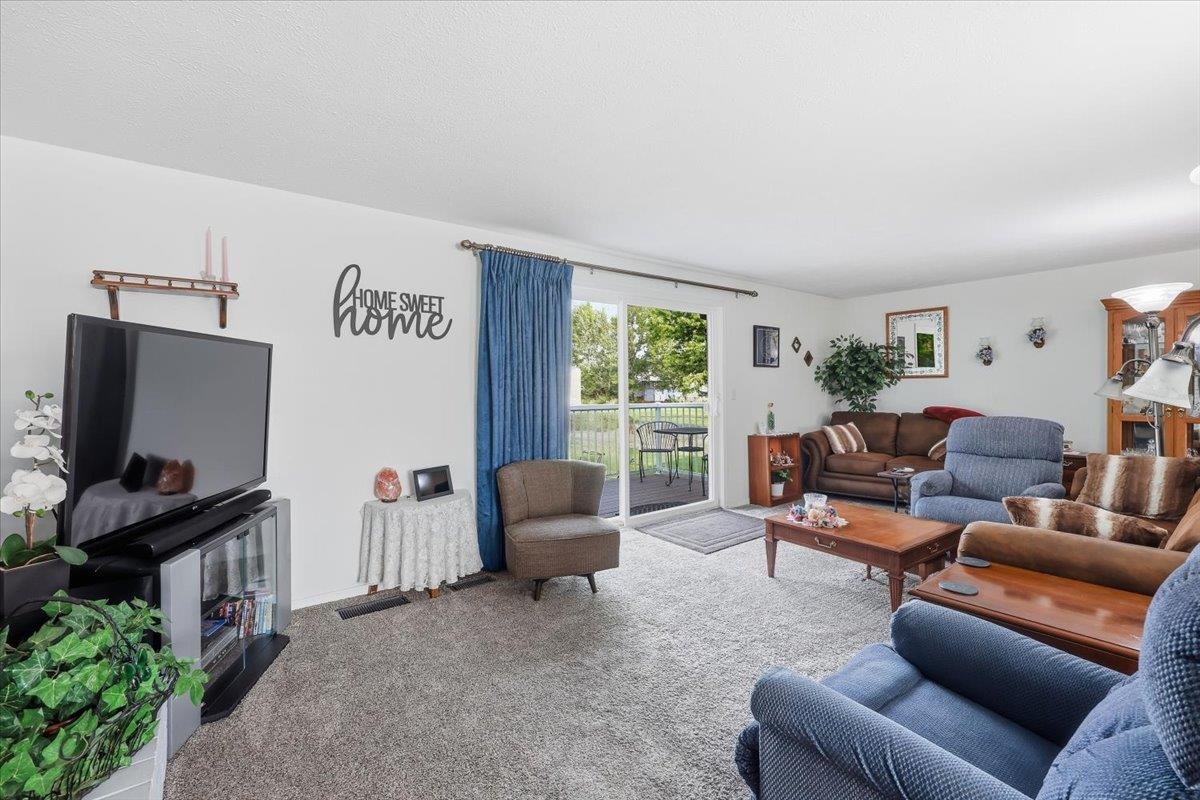 5105 N Glenarvon Rd - Photo 7