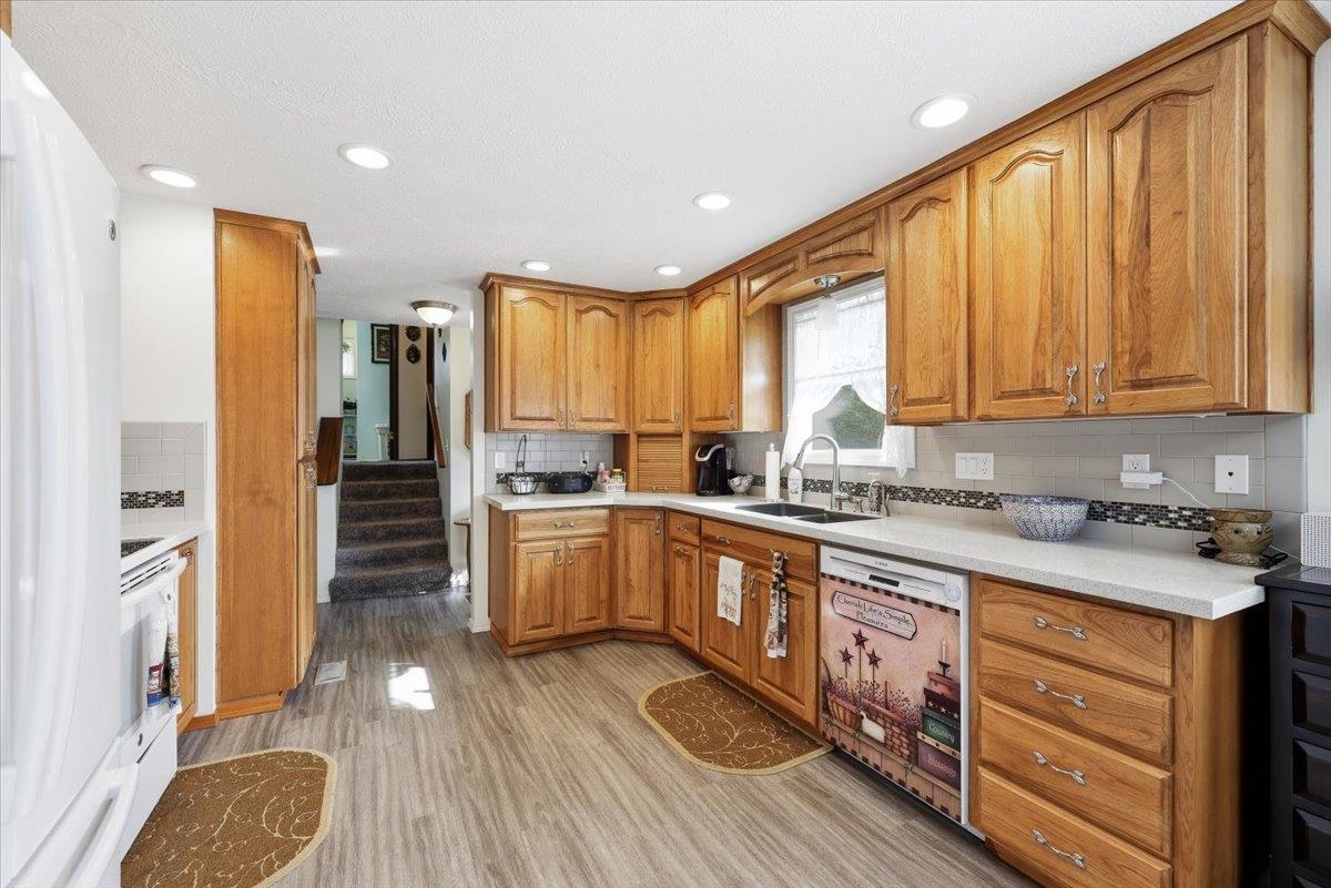 5105 N Glenarvon Rd - Photo 12