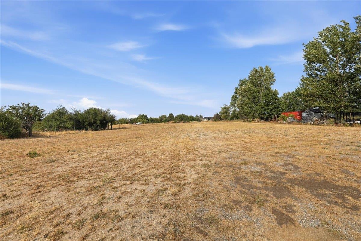 5105 N Glenarvon Rd - Photo 37