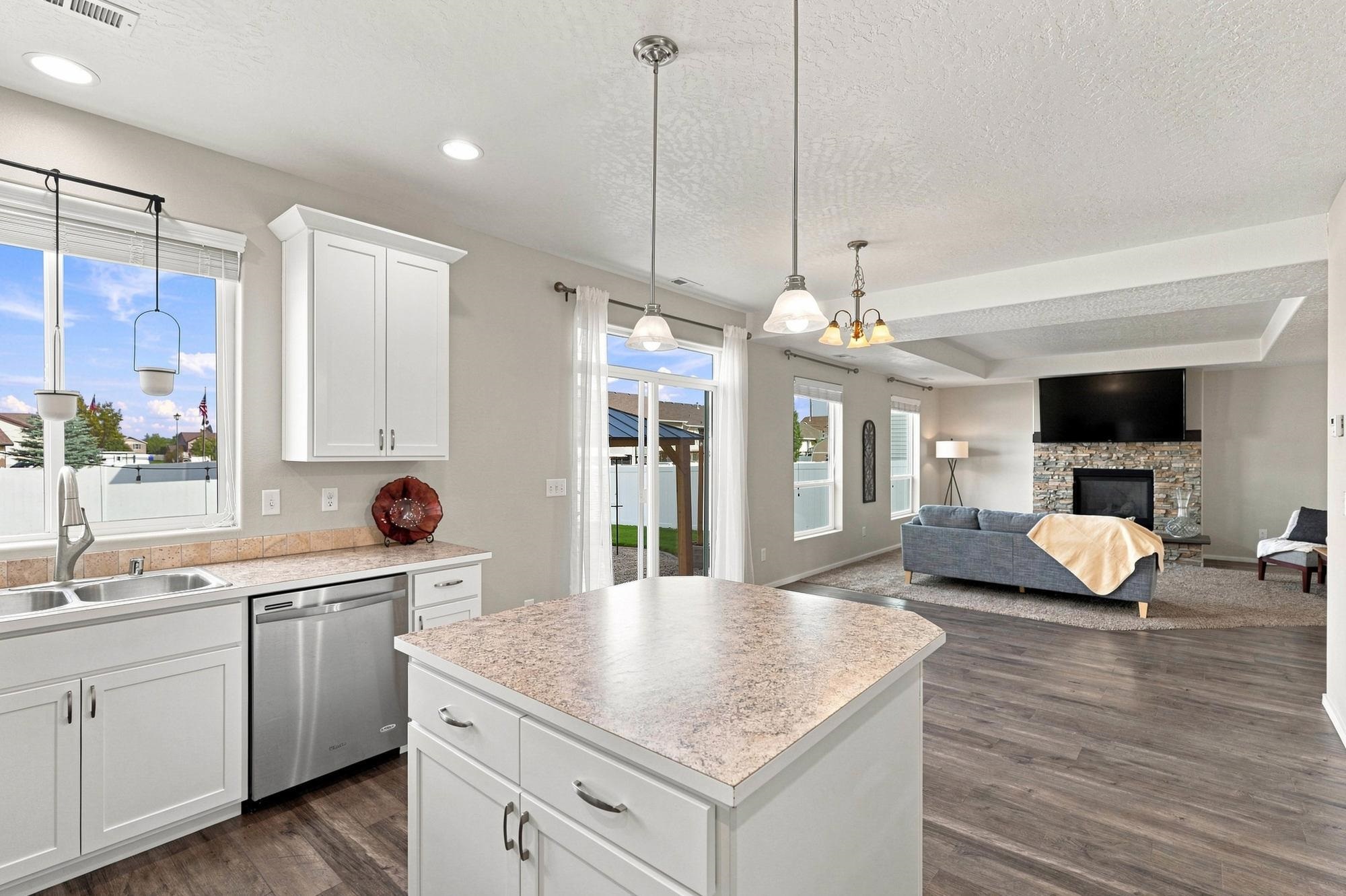 403 S King St - Photo 15
