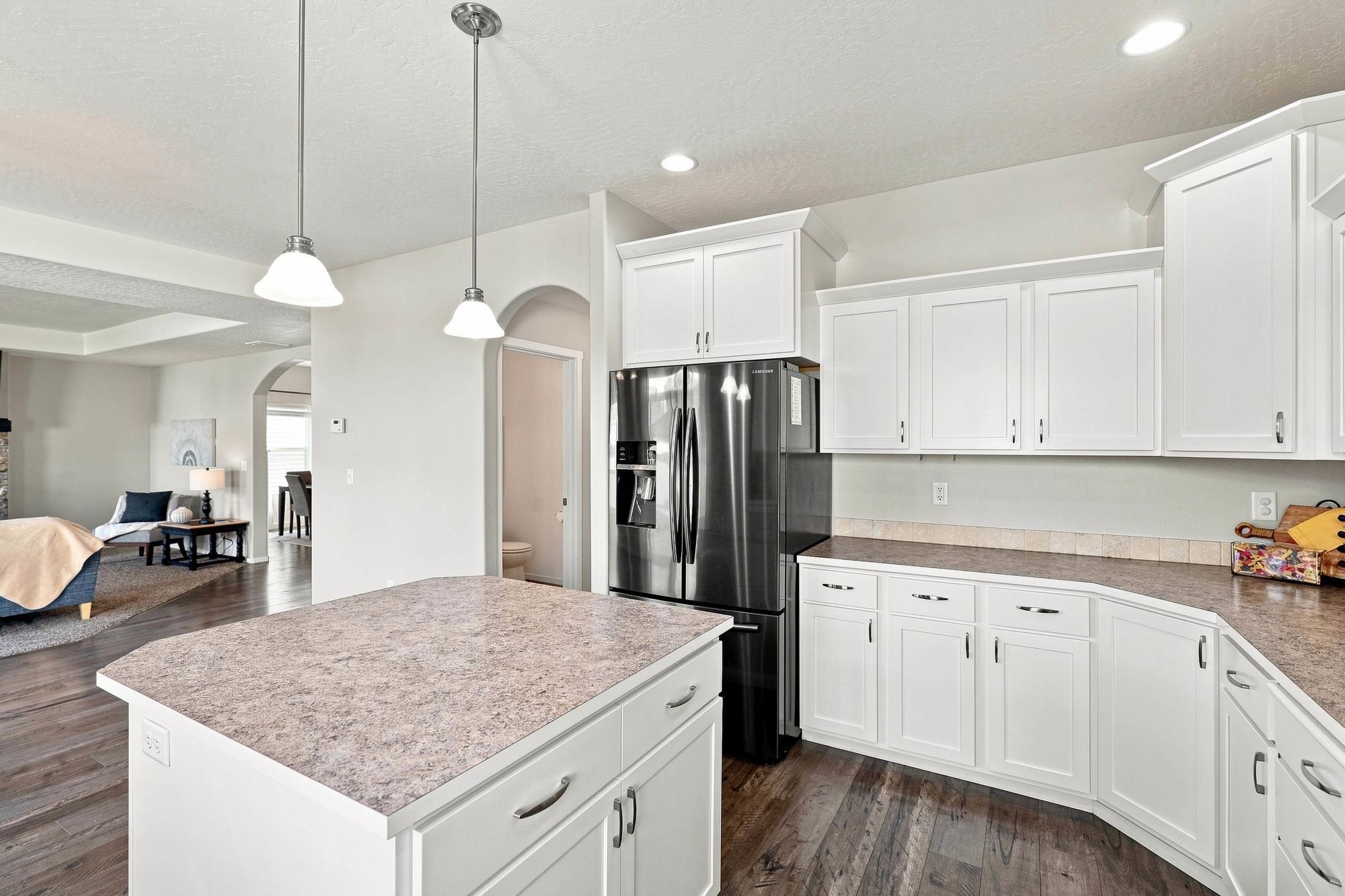 403 S King St - Photo 14