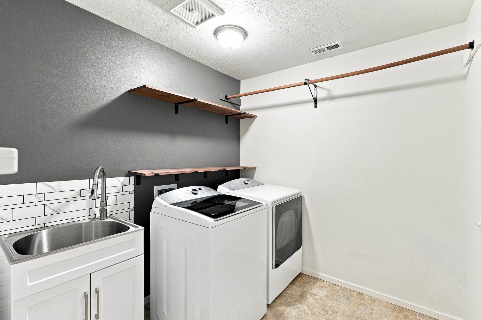 403 S King St - Photo 31