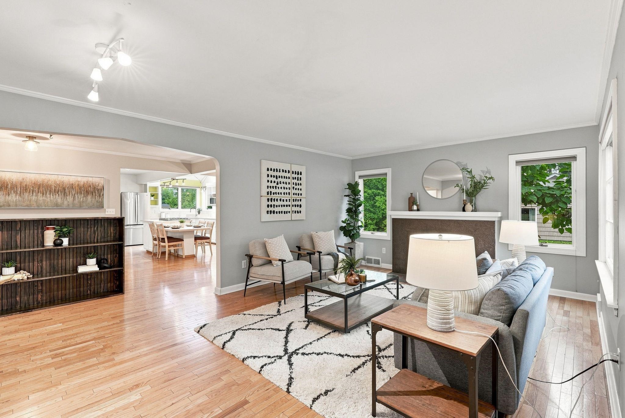 4204 S Conklin St - Photo 4