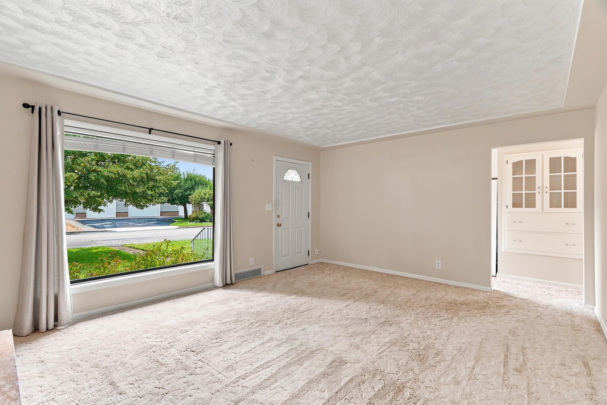 1502 N Oberlin Rd - Photo 8