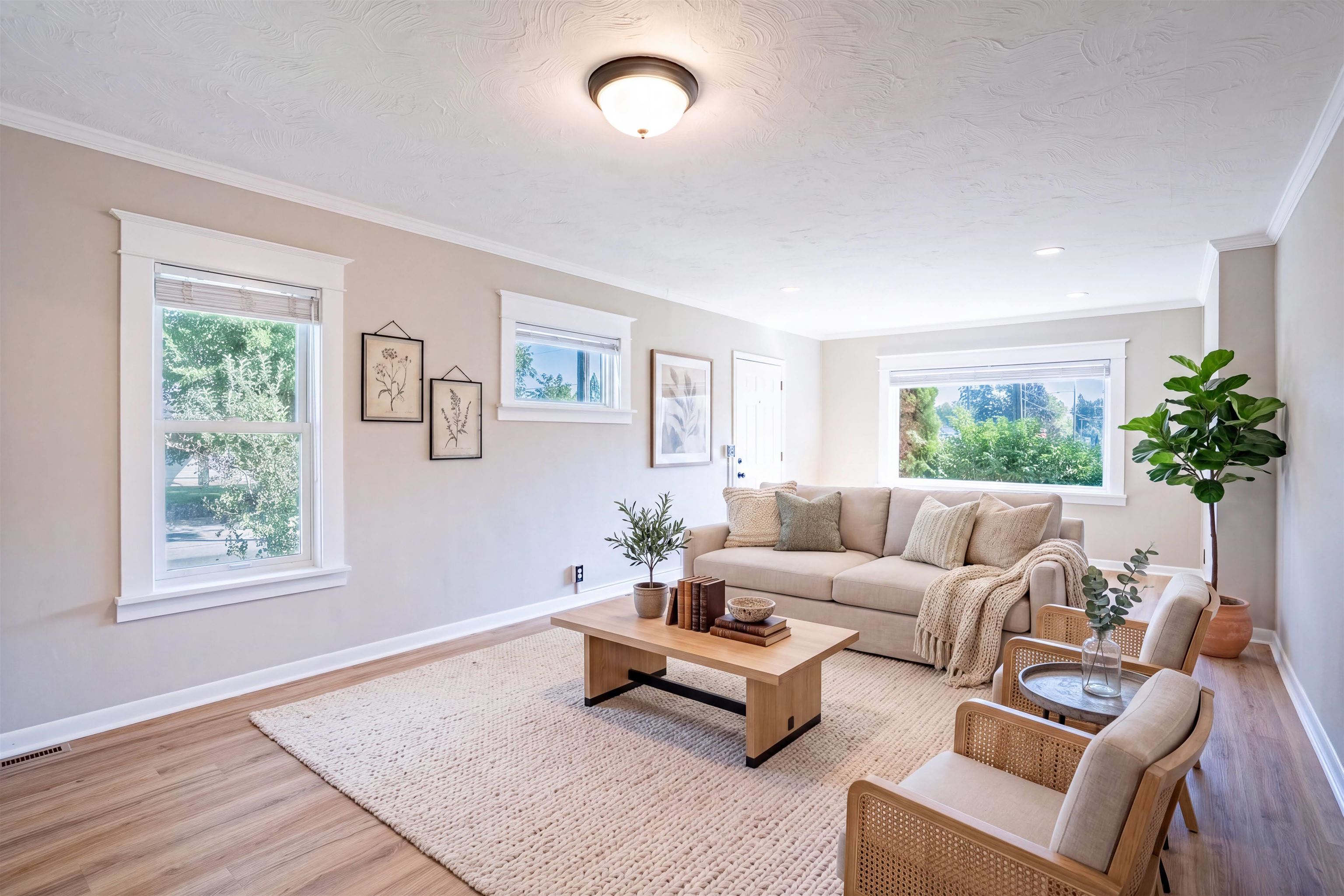 3325 N Vista Rd - Photo 5