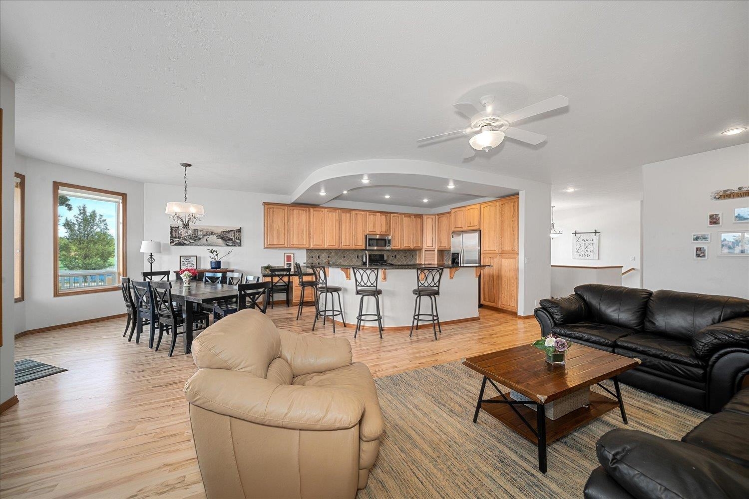 1525 N Lancashire Ln - Photo 5