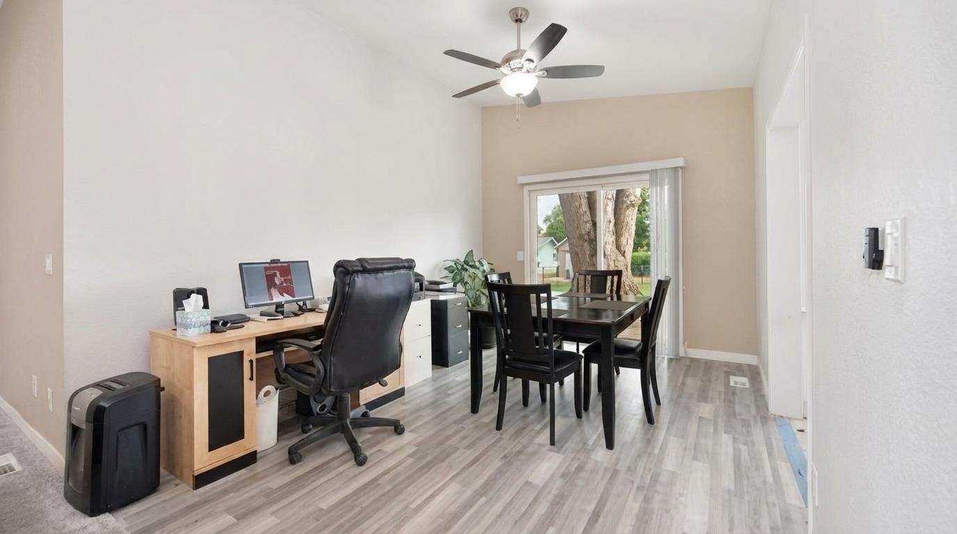 1221 7th St - Photo 17