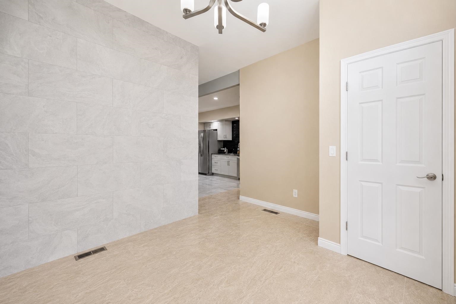1221 7th St - Photo 3