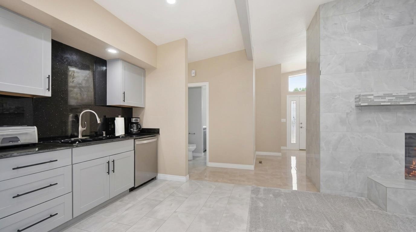 1221 7th St - Photo 9
