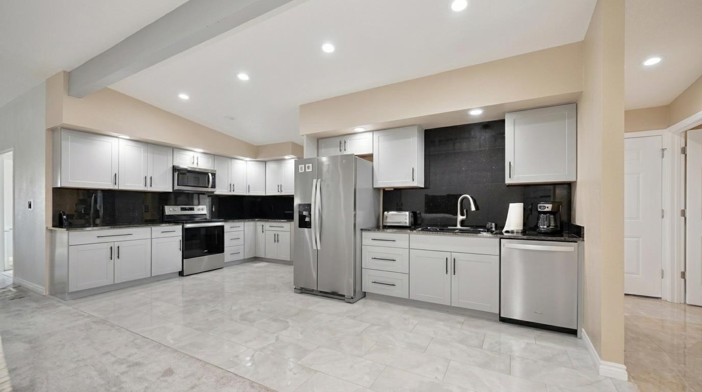 1221 7th St - Photo 6