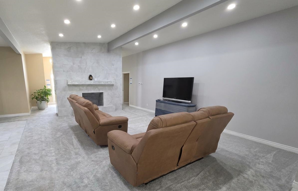1221 7th St - Photo 14