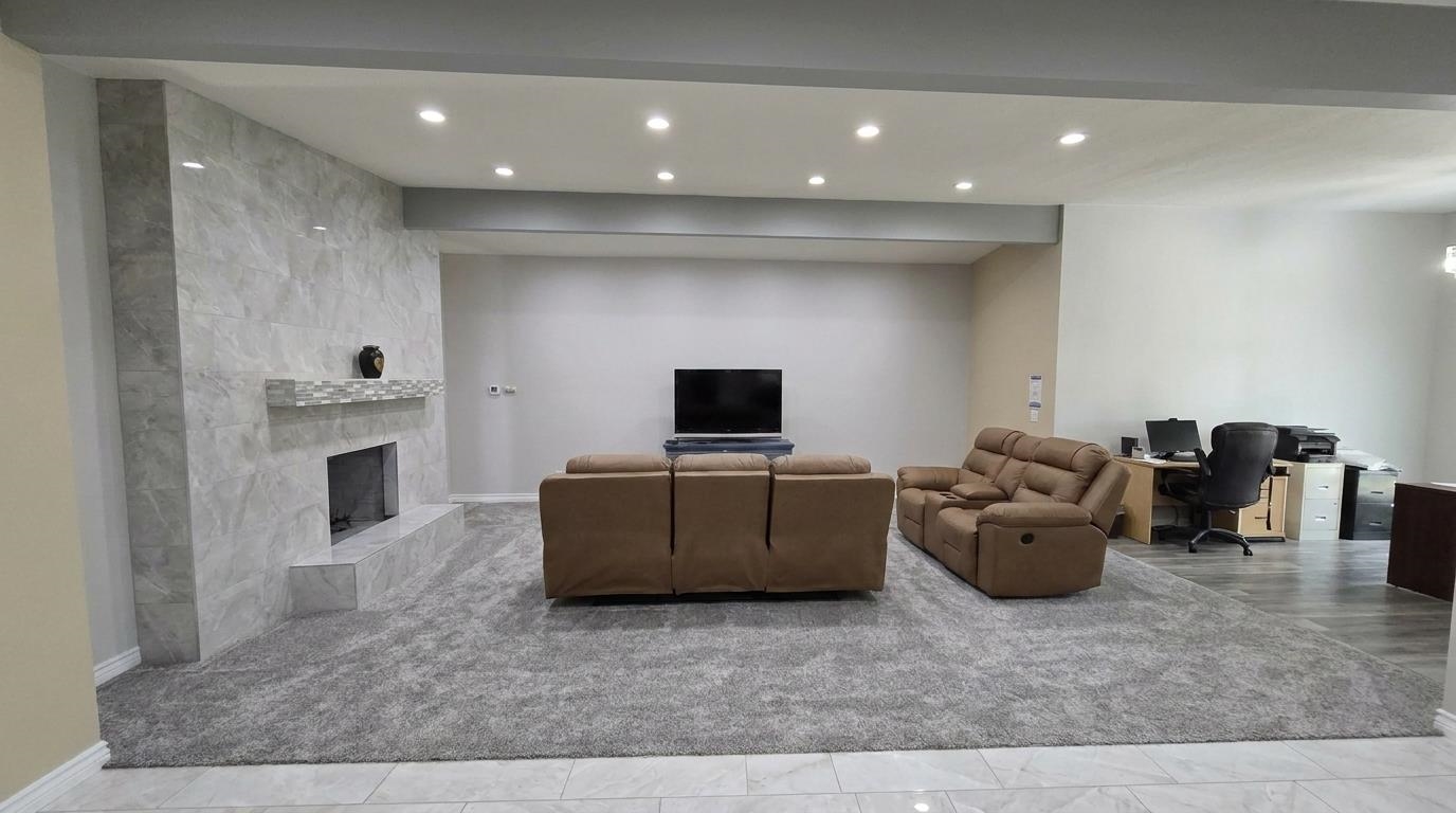 1221 7th St - Photo 13