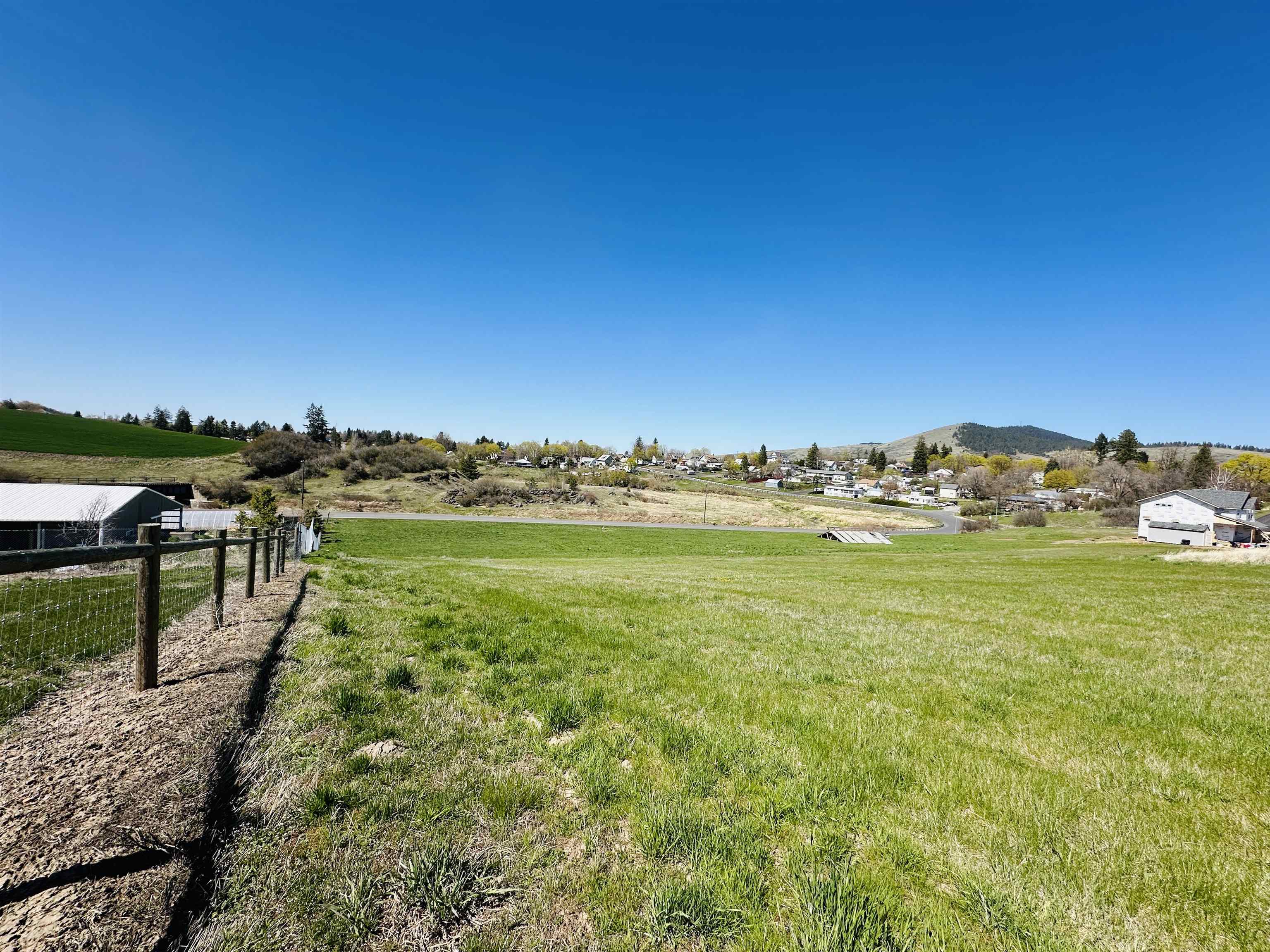 435 S Skyline St - Photo 24