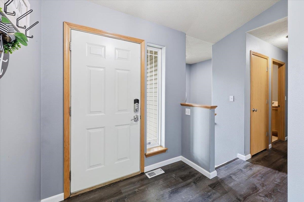 4918 N Elton Ln - Photo 5