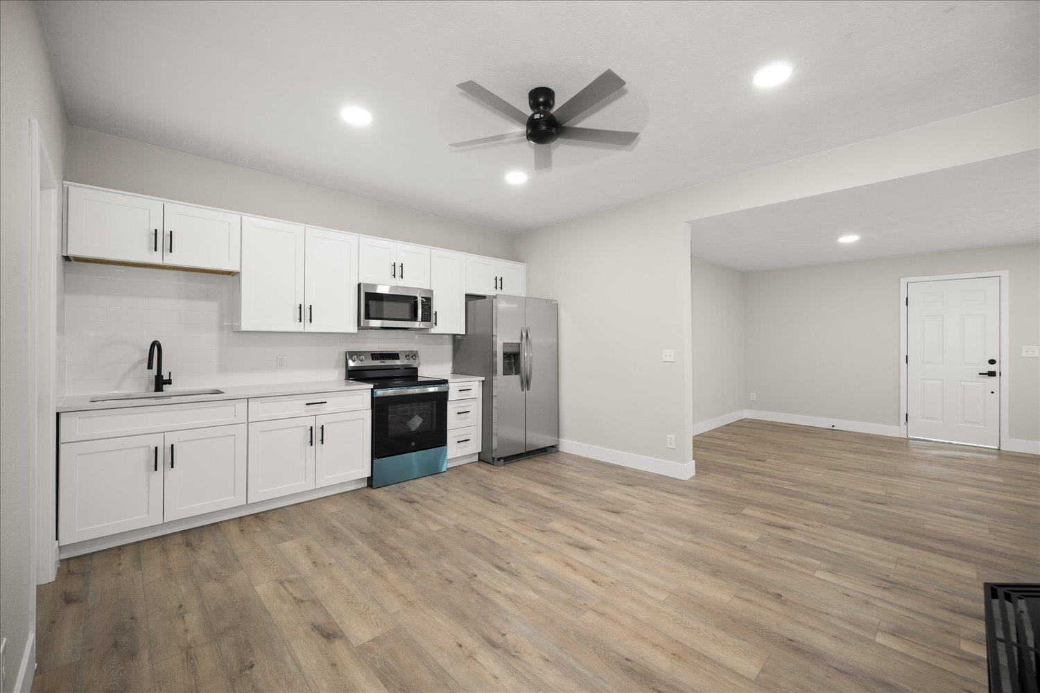 2515 W Dean Ave - Photo 12