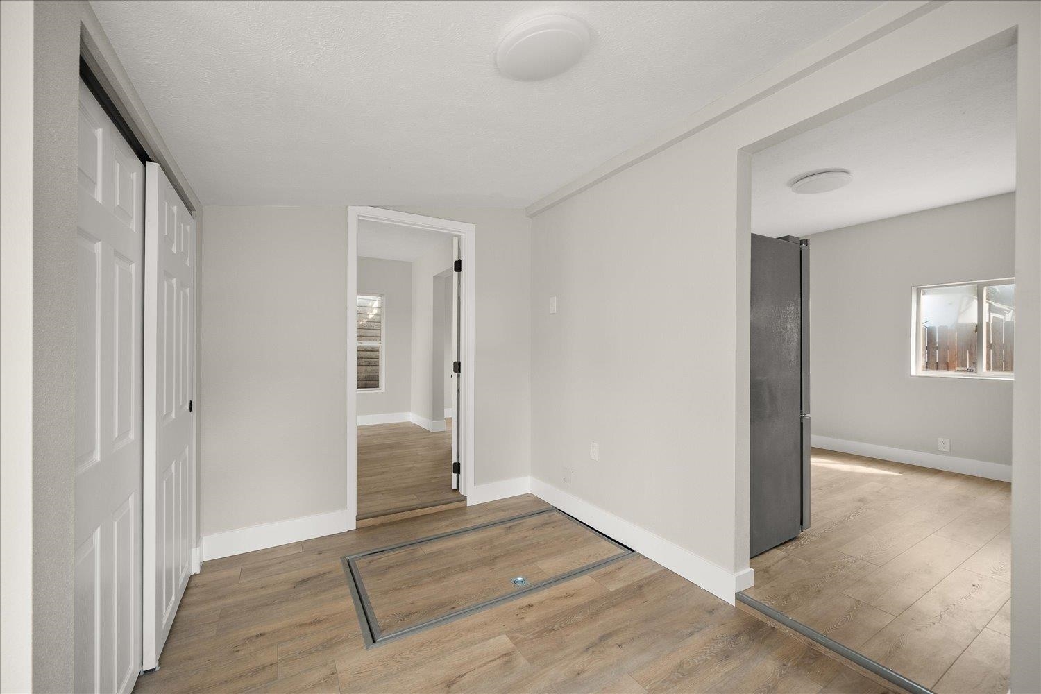2515 W Dean Ave - Photo 24