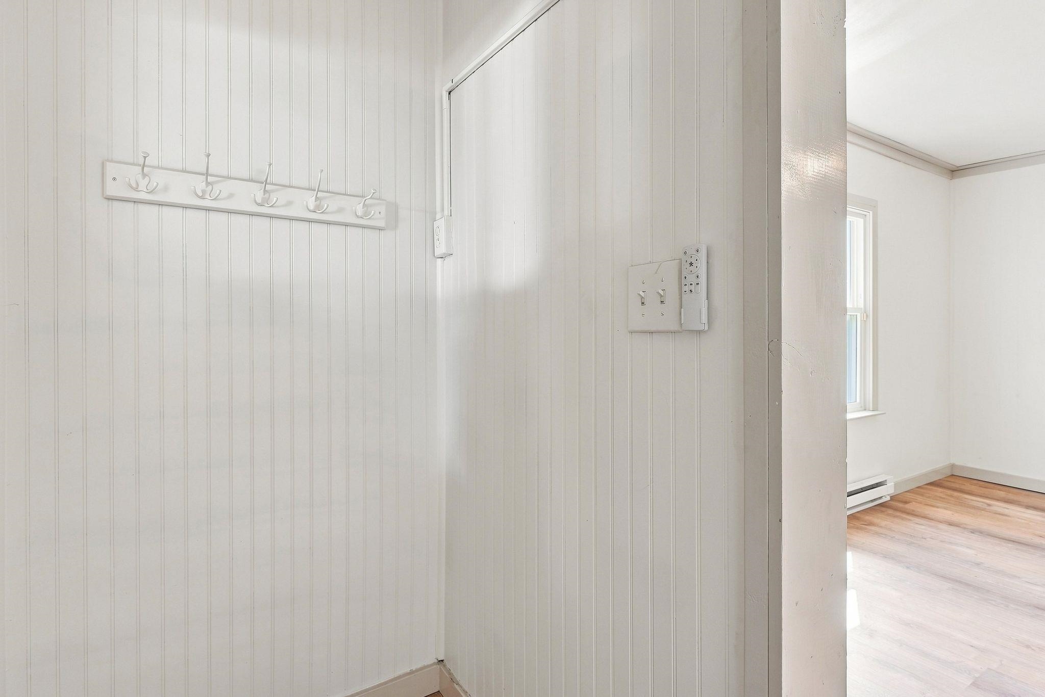 825 W 4th St - Photo 27